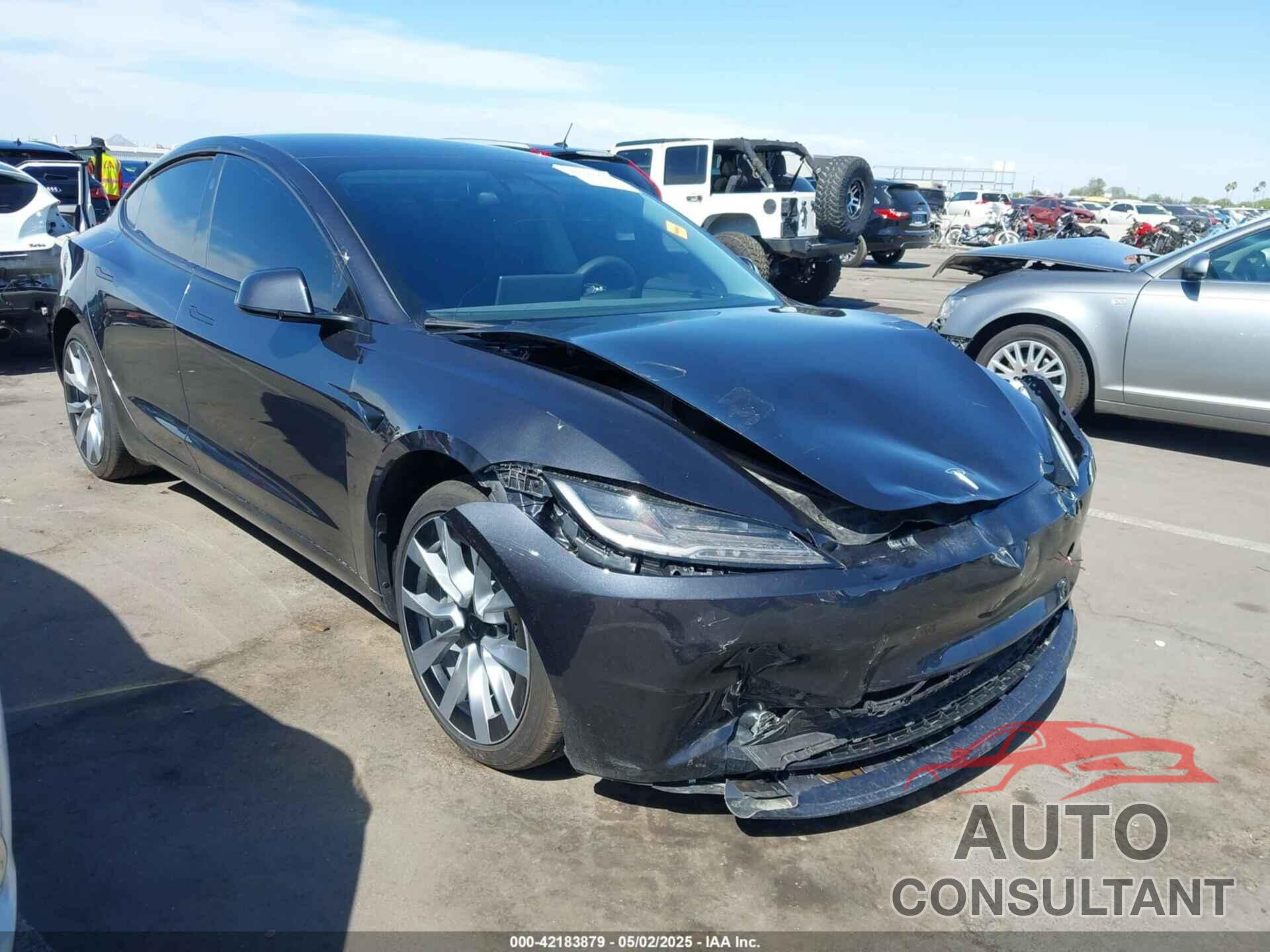 TESLA MODEL 3 2025 - 5YJ3E1EA4SF938576