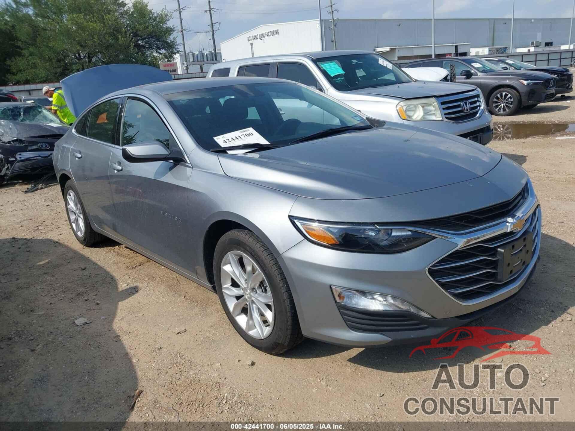 CHEVROLET MALIBU 2024 - 1G1ZD5ST3RF135024