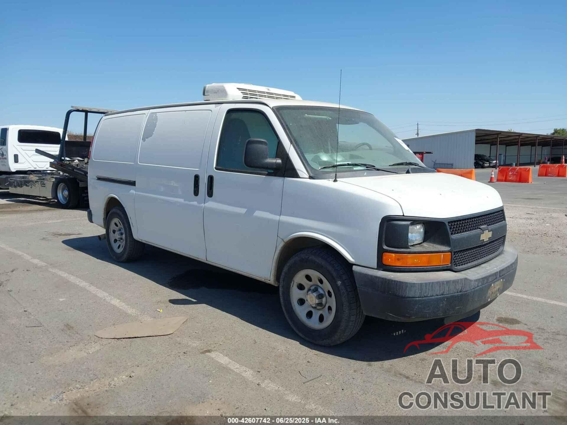 CHEVROLET EXPRESS 1500 2012 - 1GCSGAFX9C1196226
