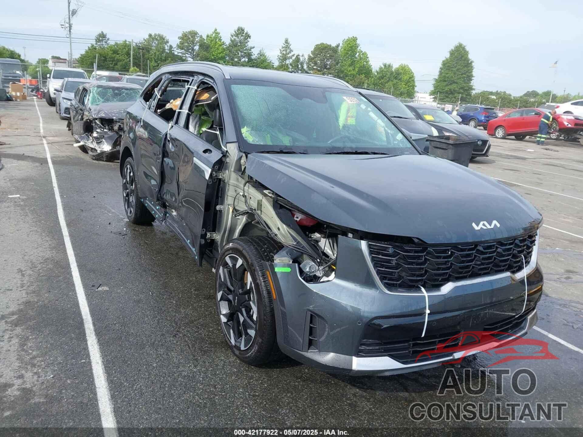 KIA SORENTO 2024 - 5XYRH4JF7RG298595