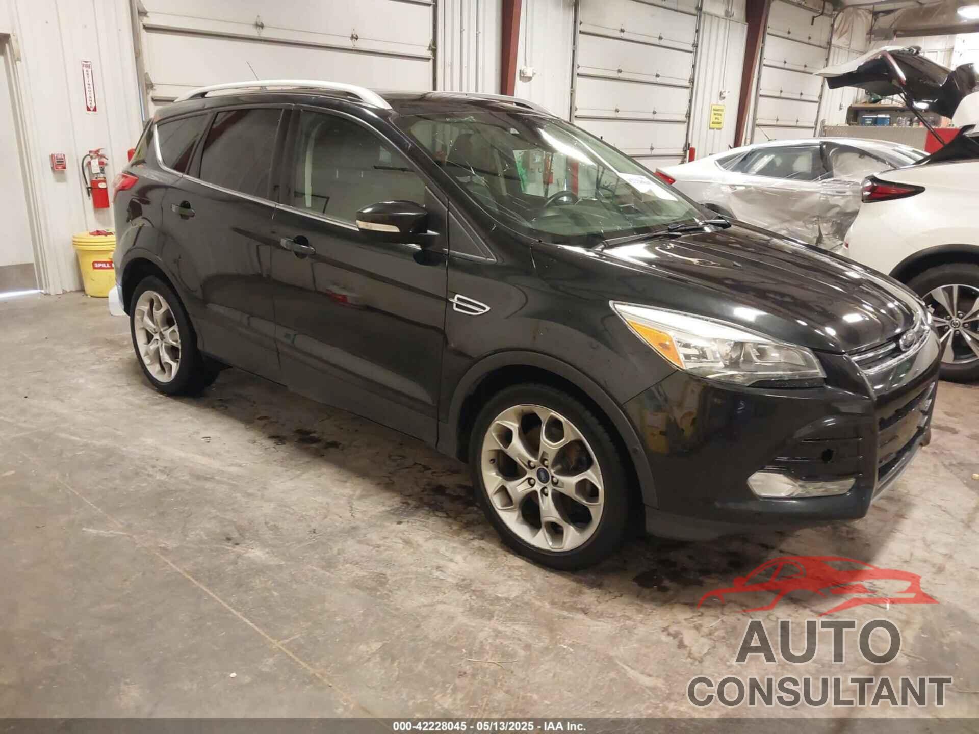 FORD ESCAPE 2014 - 1FMCU0J97EUD58531