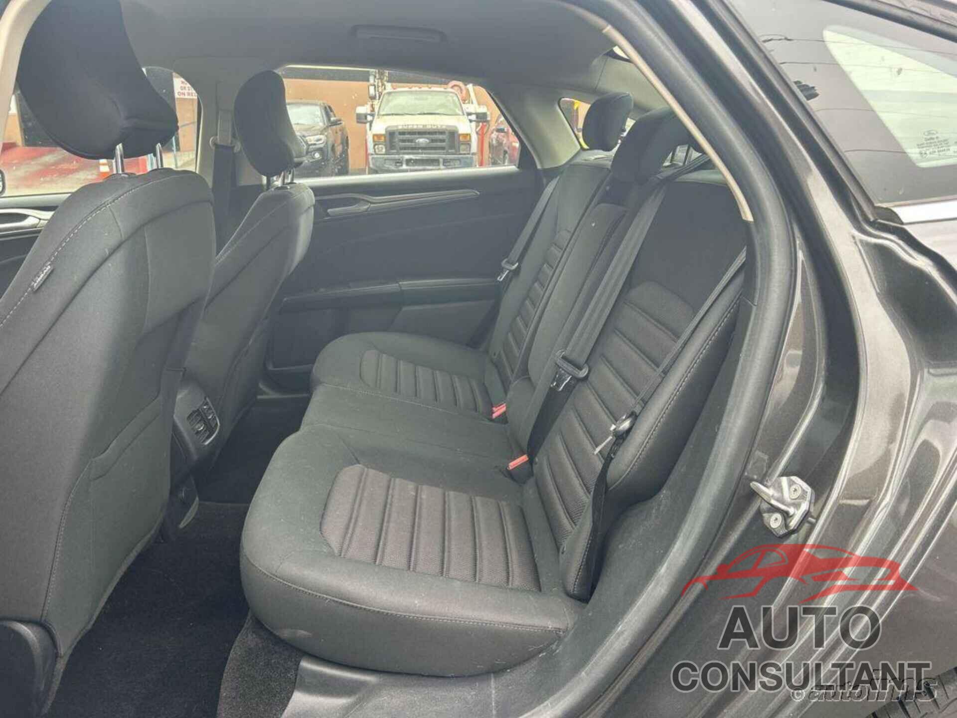 FORD FUSION 2018 - 3FA6P0H77JR151707