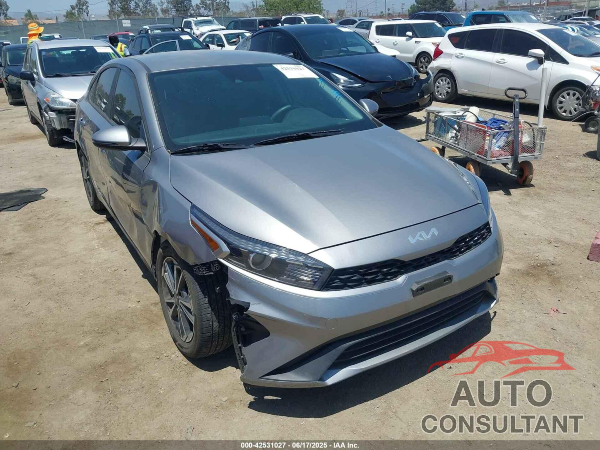 KIA FORTE 2023 - 3KPF24AD9PE606962