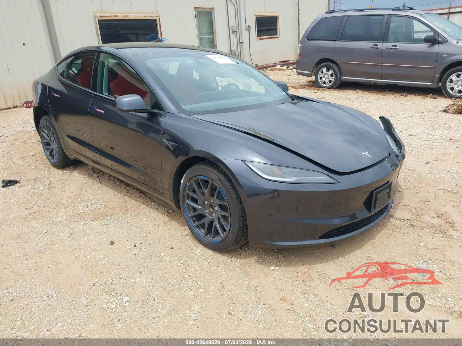 TESLA MODEL 3 2025 - 5YJ3E1EA2SF980647