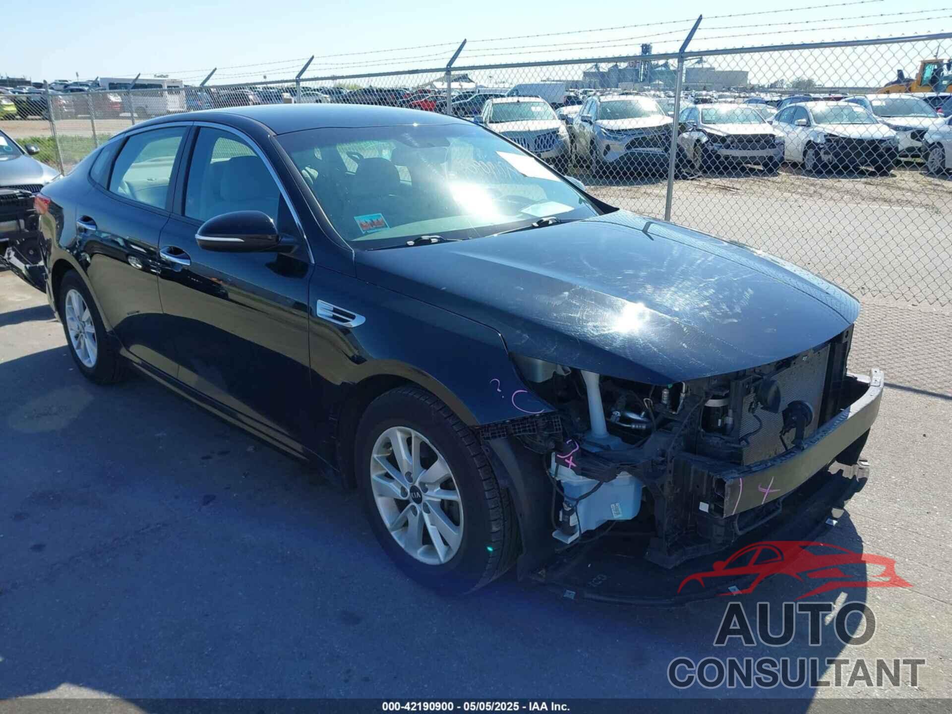 KIA OPTIMA 2017 - 5XXGT4L31HG169408