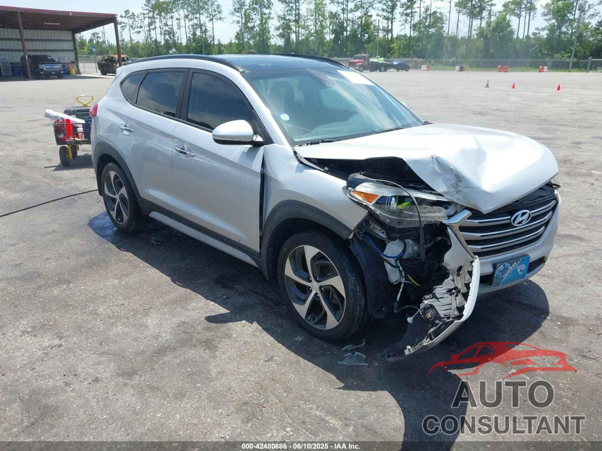 HYUNDAI TUCSON 2017 - KM8J3CA21HU371729