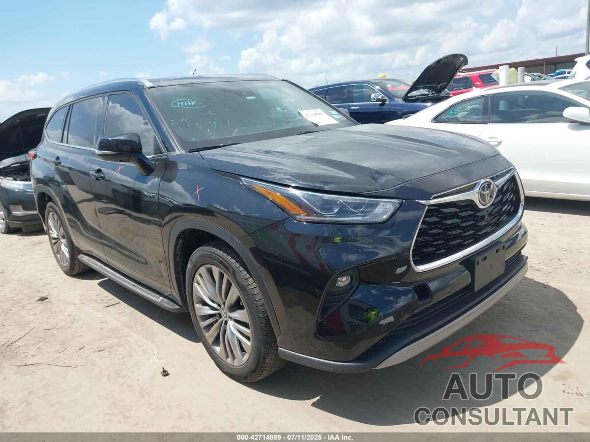 TOYOTA HIGHLANDER 2020 - 5TDFZRAH1LS015388