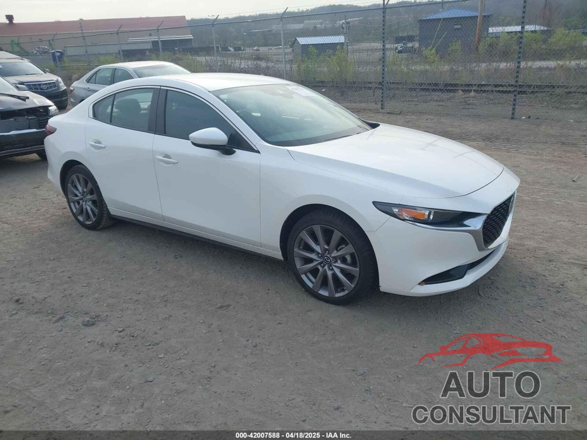 MAZDA MAZDA3 2019 - 3MZBPADL4KM106317