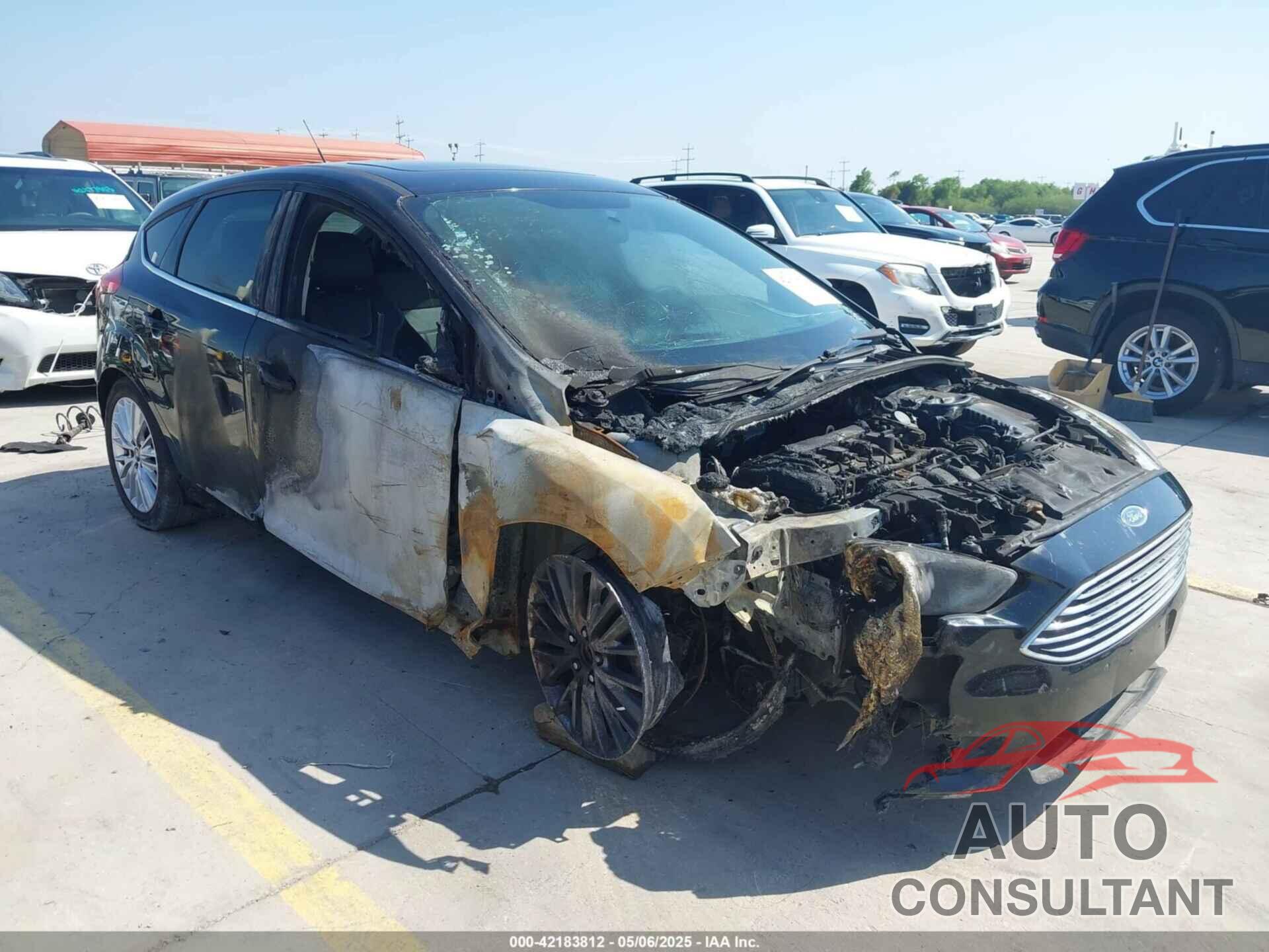 FORD FOCUS 2018 - 1FADP3N21JL289677
