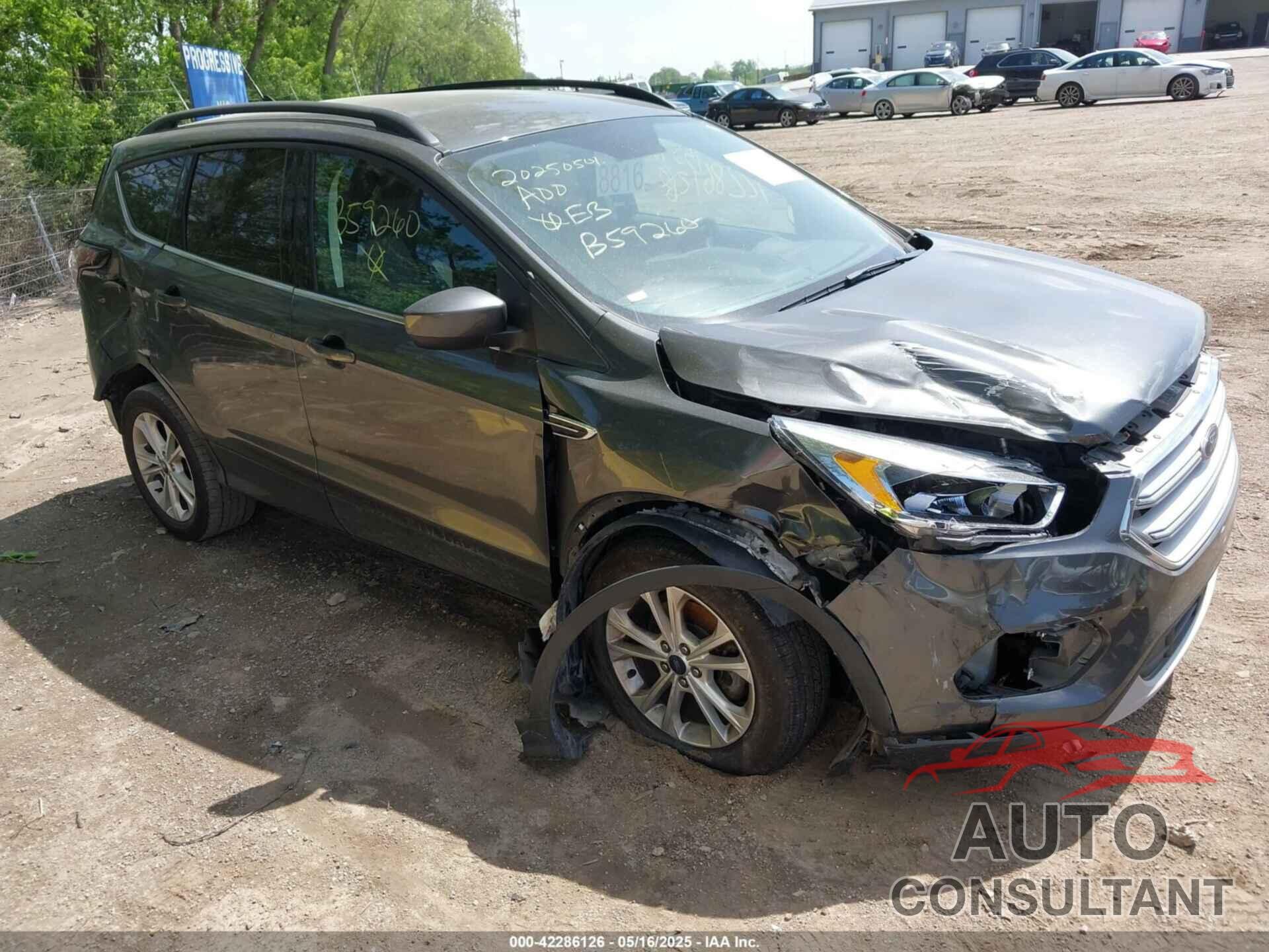 FORD ESCAPE 2018 - 1FMCU0GD7JUB59260