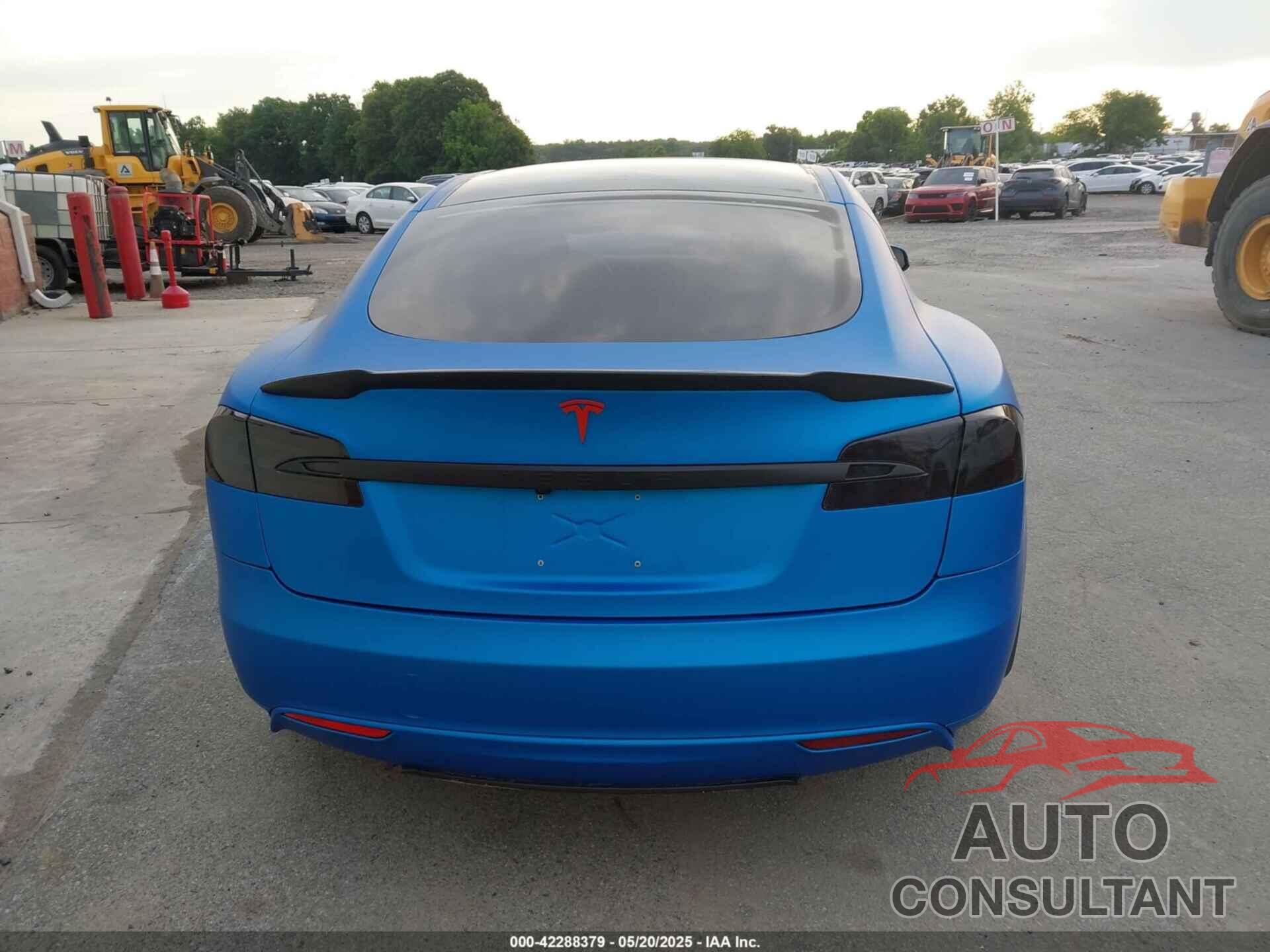 TESLA MODEL S 2013 - 5YJSA1DP5DFP25345