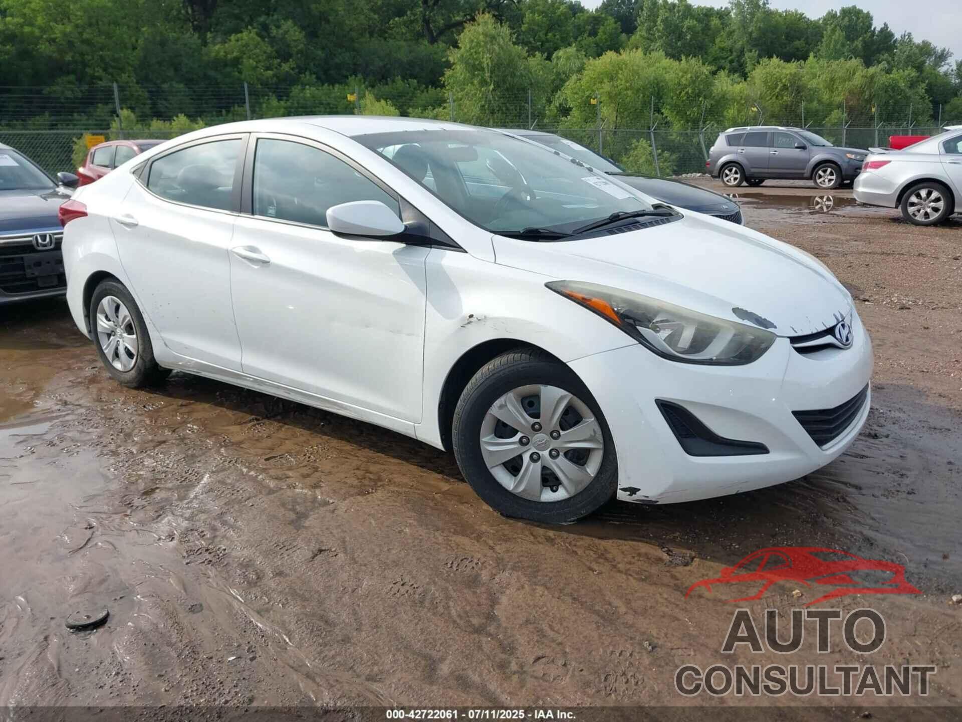 HYUNDAI ELANTRA 2016 - 5NPDH4AE0GH701503
