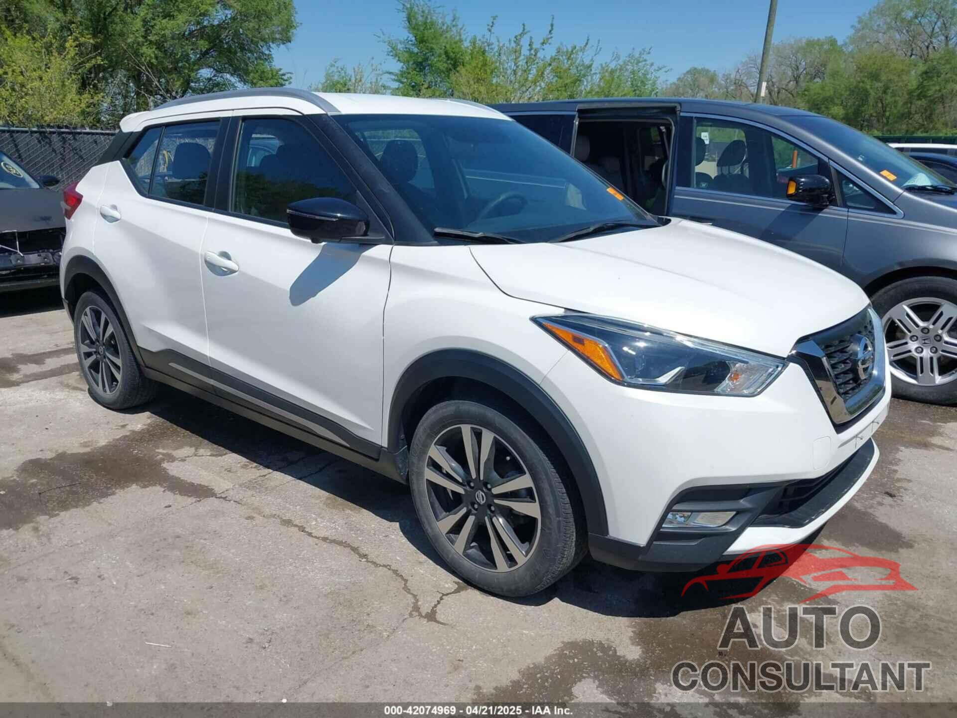 NISSAN KICKS 2018 - 3N1CP5CU5JL530802