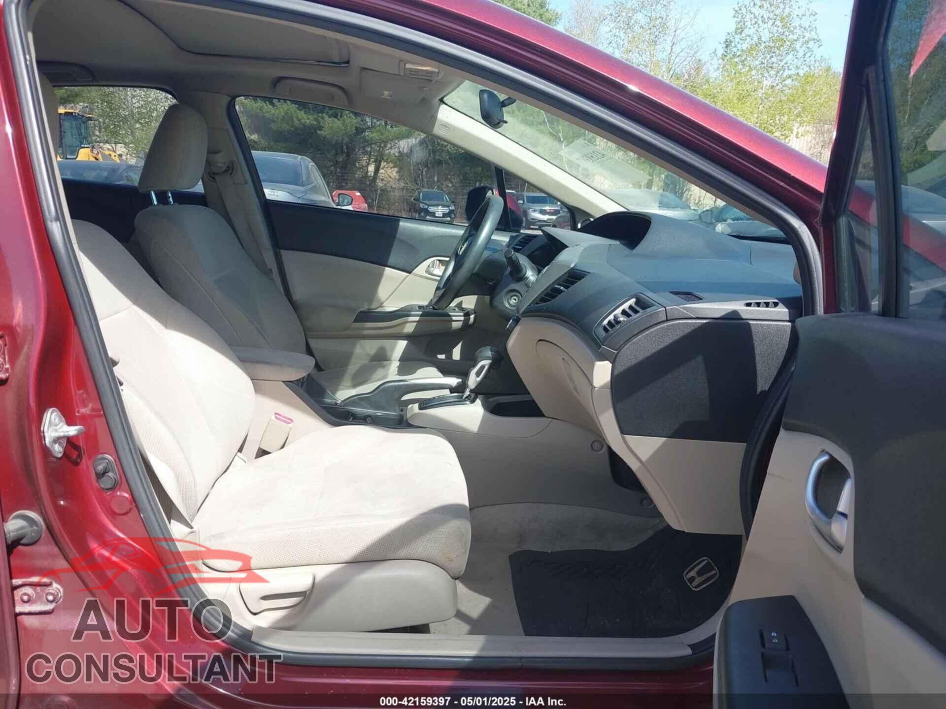 HONDA CIVIC 2012 - 2HGFB2F86CH541181