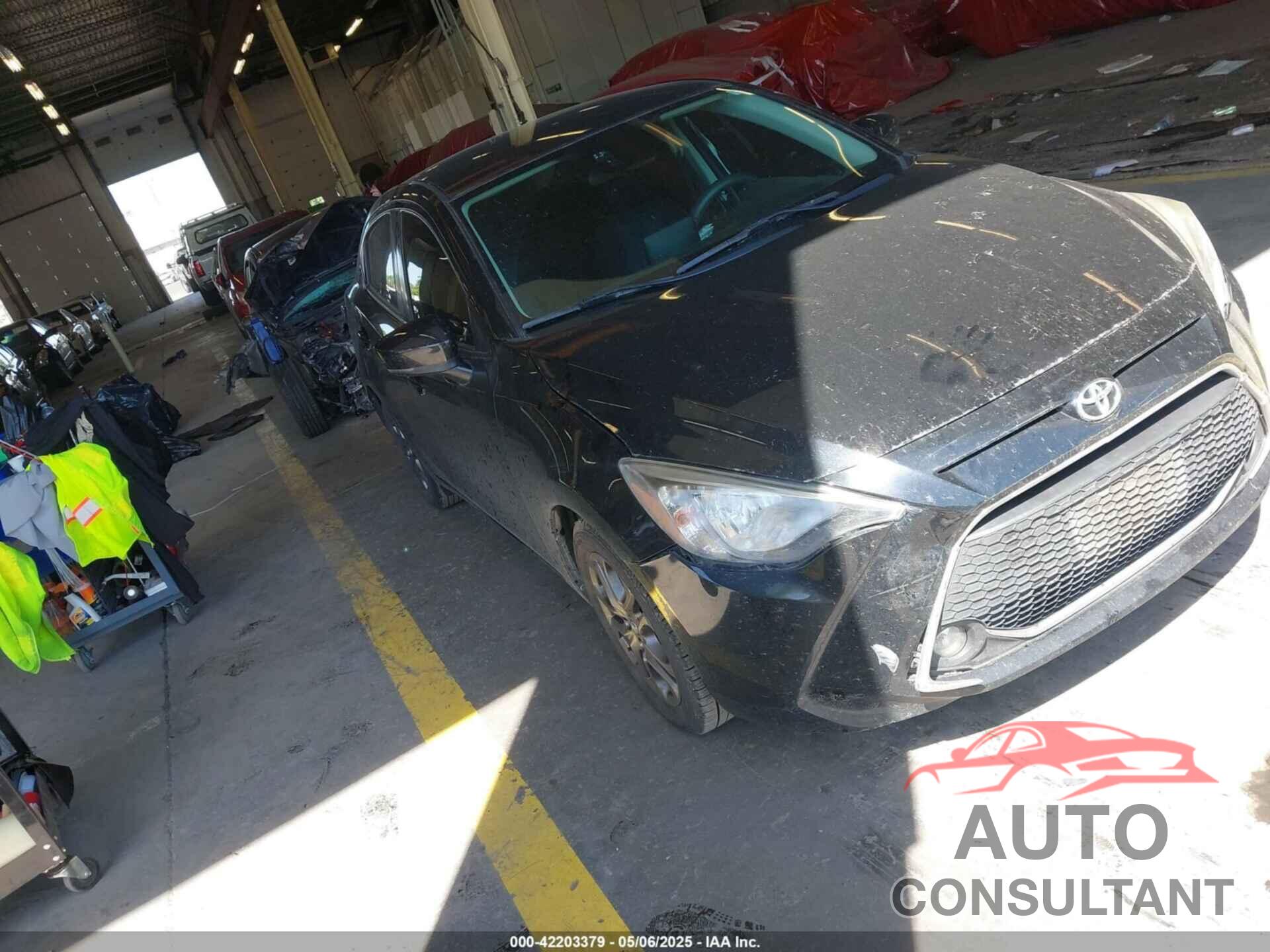 TOYOTA YARIS 2019 - 3MYDLBYV7KY521585