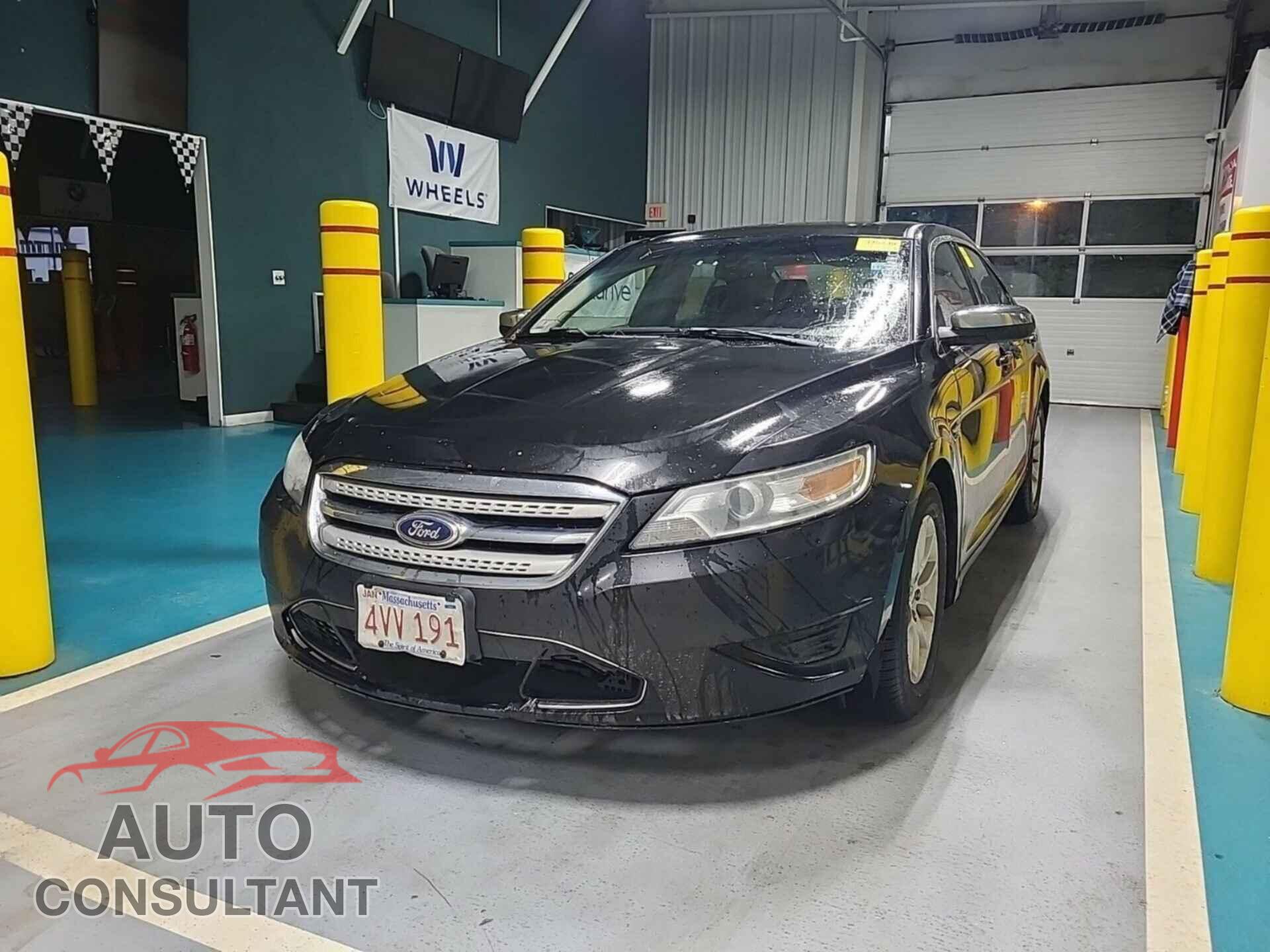 FORD TAURUS 2011 - 1FAHP2FW0BG147778