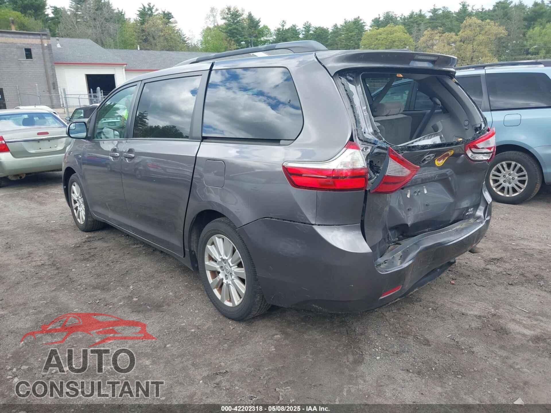 TOYOTA SIENNA 2017 - 5TDJZ3DC5HS182934