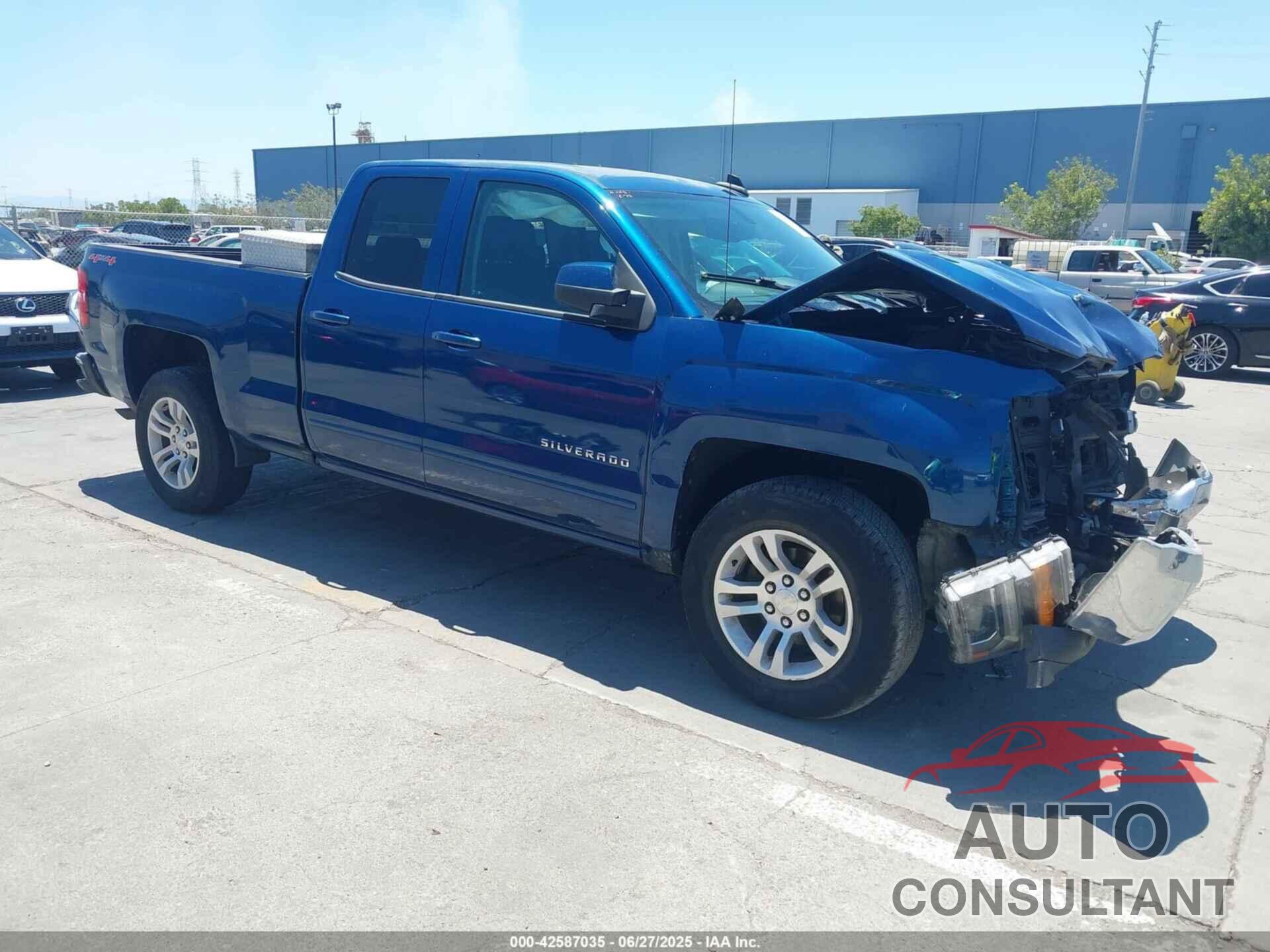 CHEVROLET SILVERADO 1500 2017 - 1GCVKREC2HZ235840