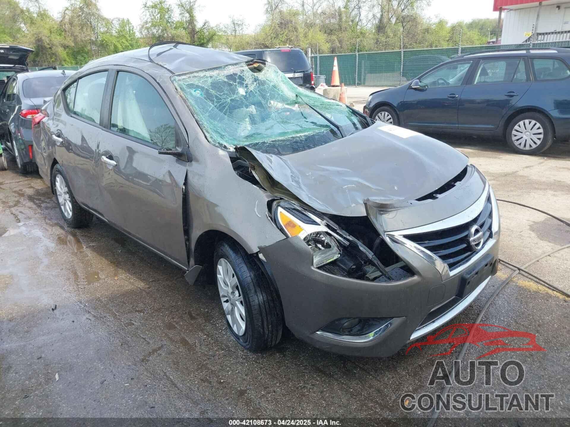 NISSAN VERSA 2017 - 3N1CN7AP2HL801257