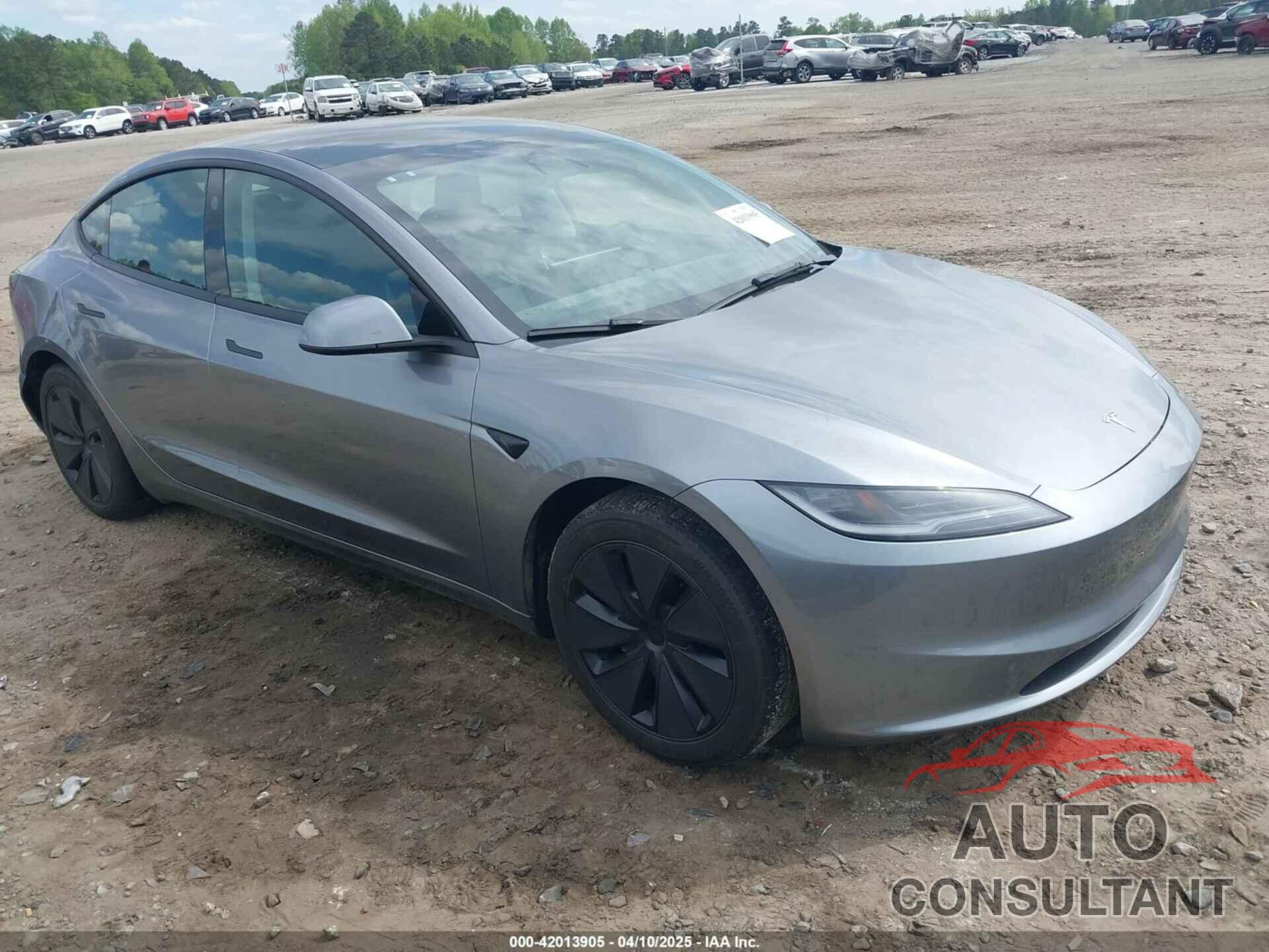 TESLA MODEL 3 2024 - 5YJ3E1EB8RF846549