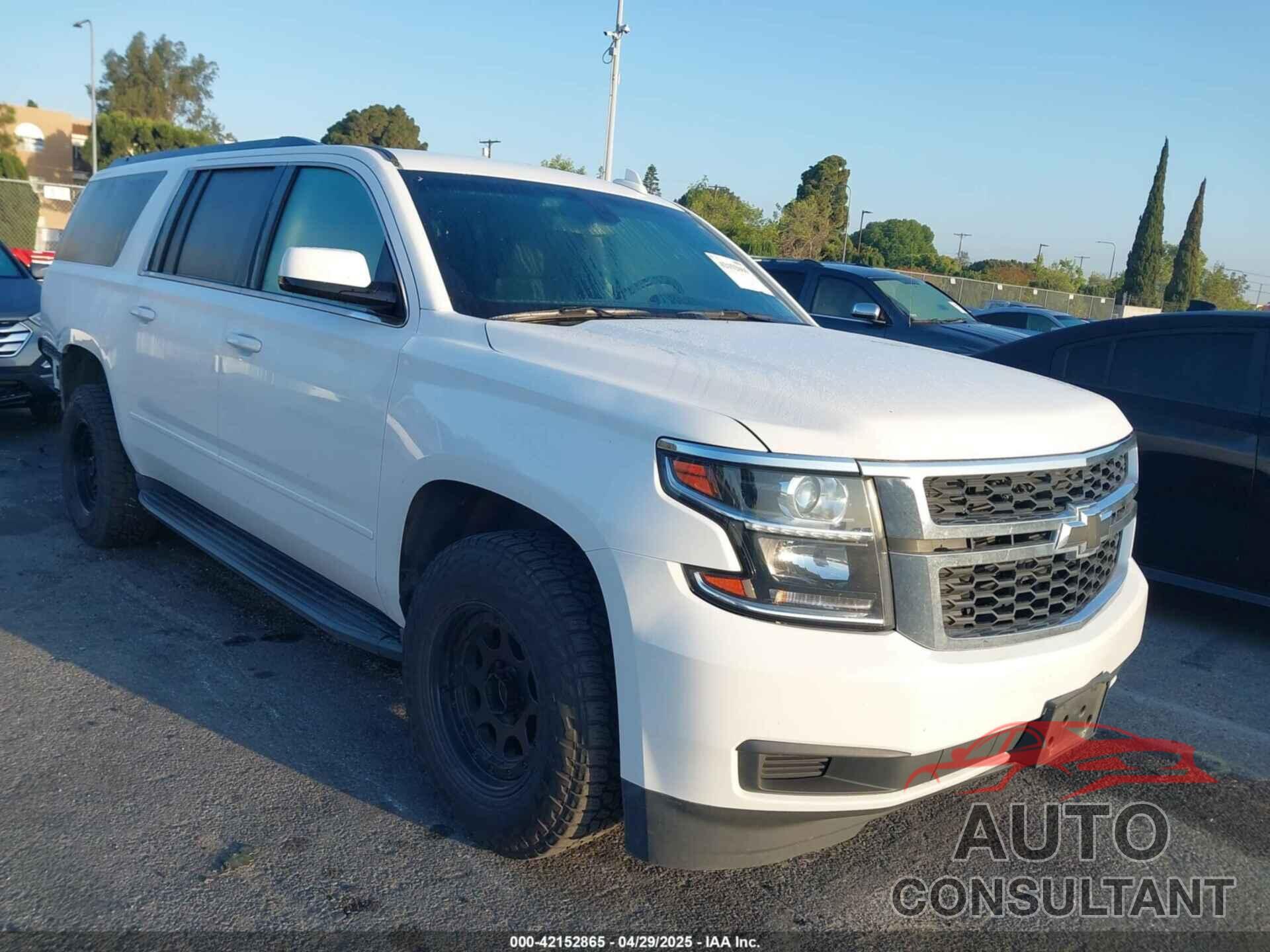 CHEVROLET SUBURBAN 2018 - 1GNSKGKC5JR173889