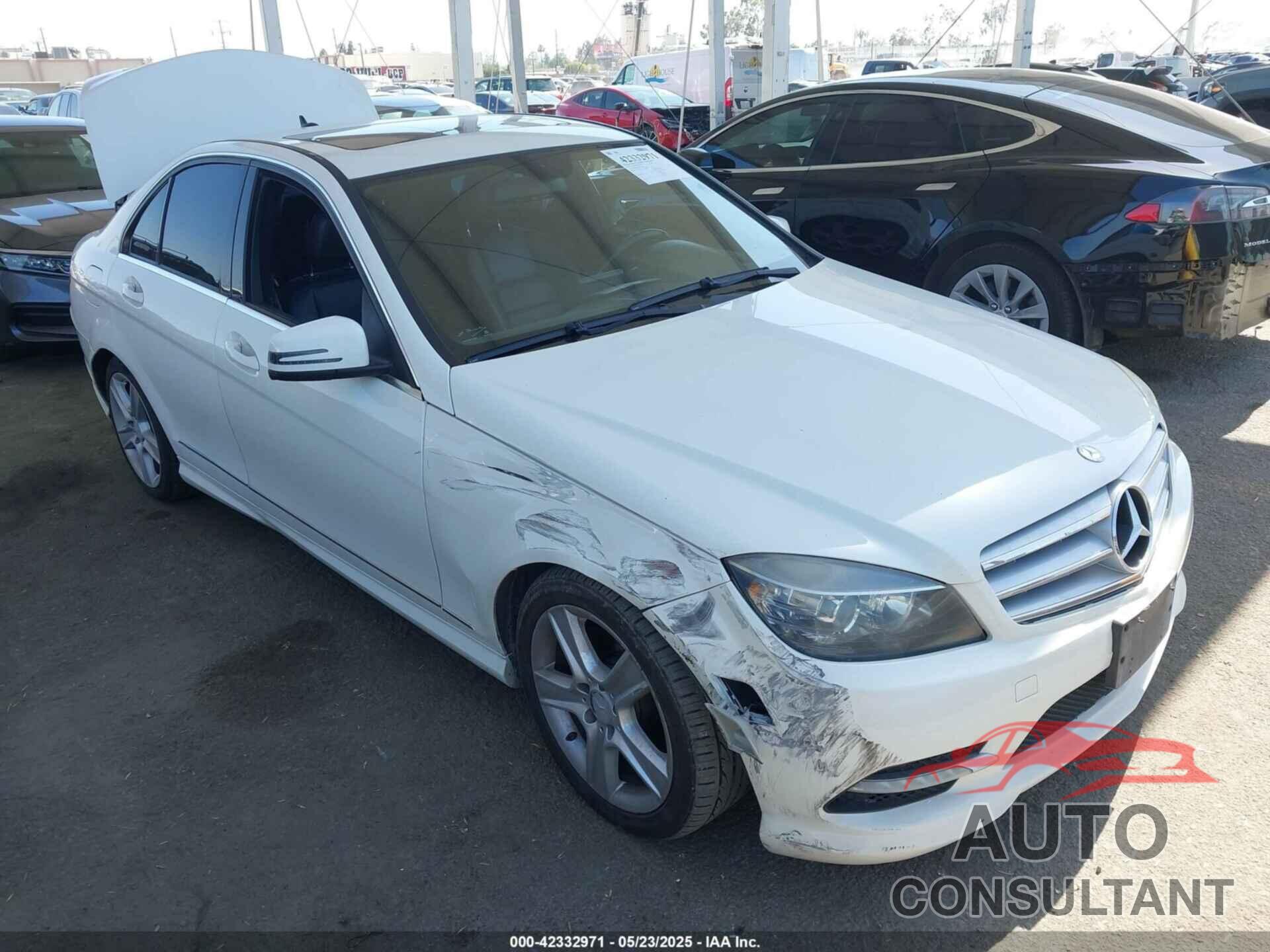 MERCEDES-BENZ C 300 2011 - WDDGF5EB6BF631068