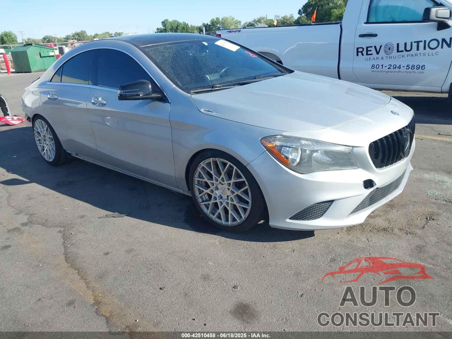 MERCEDES-BENZ CLA 250 2014 - WDDSJ4GB3EN125305