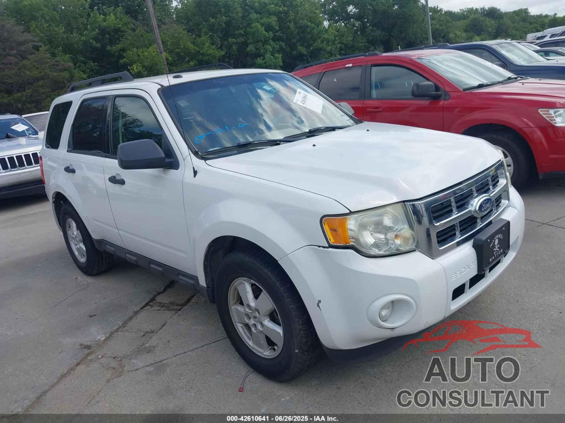 FORD ESCAPE 2010 - 1FMCU0DG7AKA77670