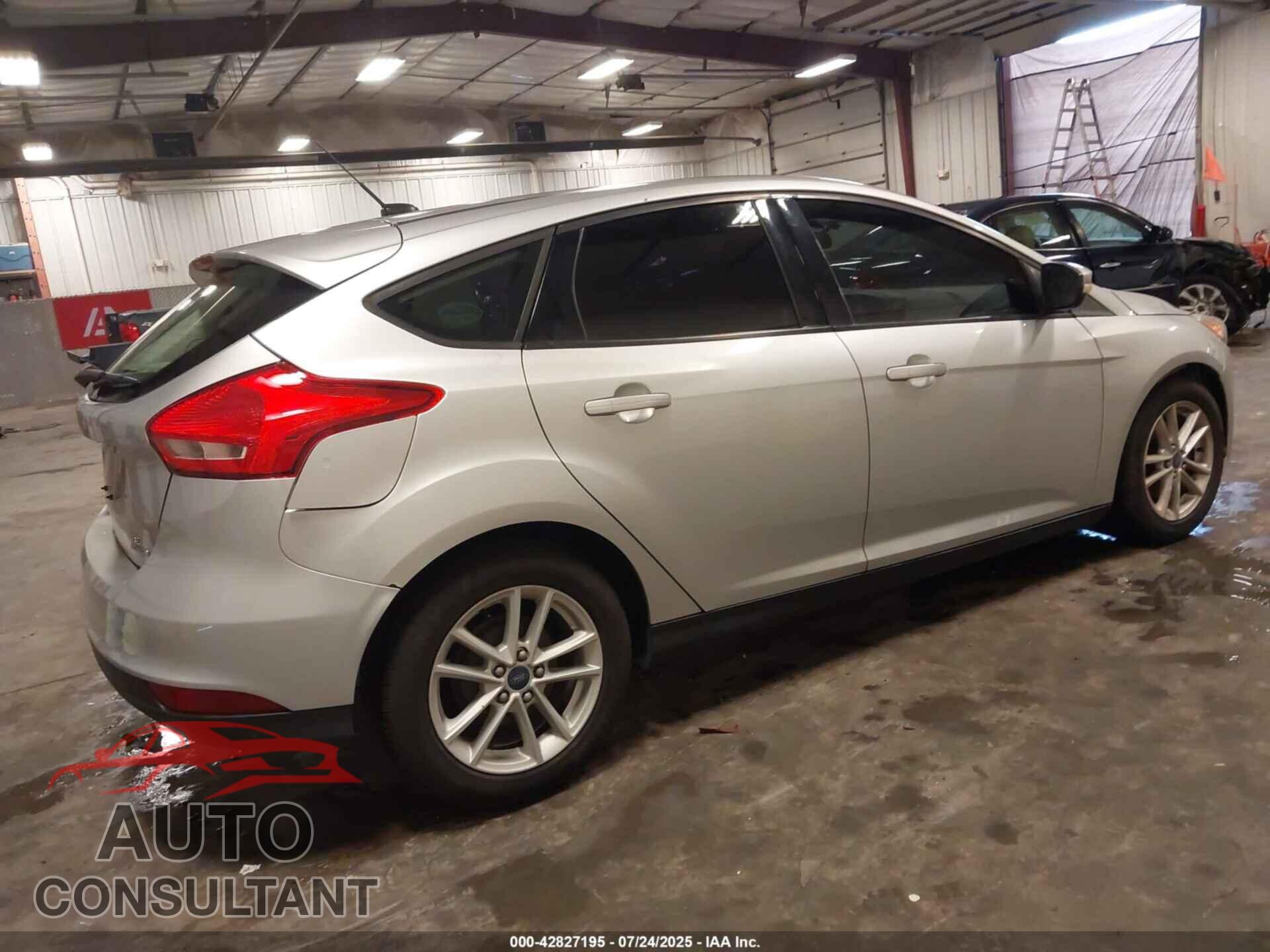 FORD FOCUS 2016 - 1FADP3K26GL251004