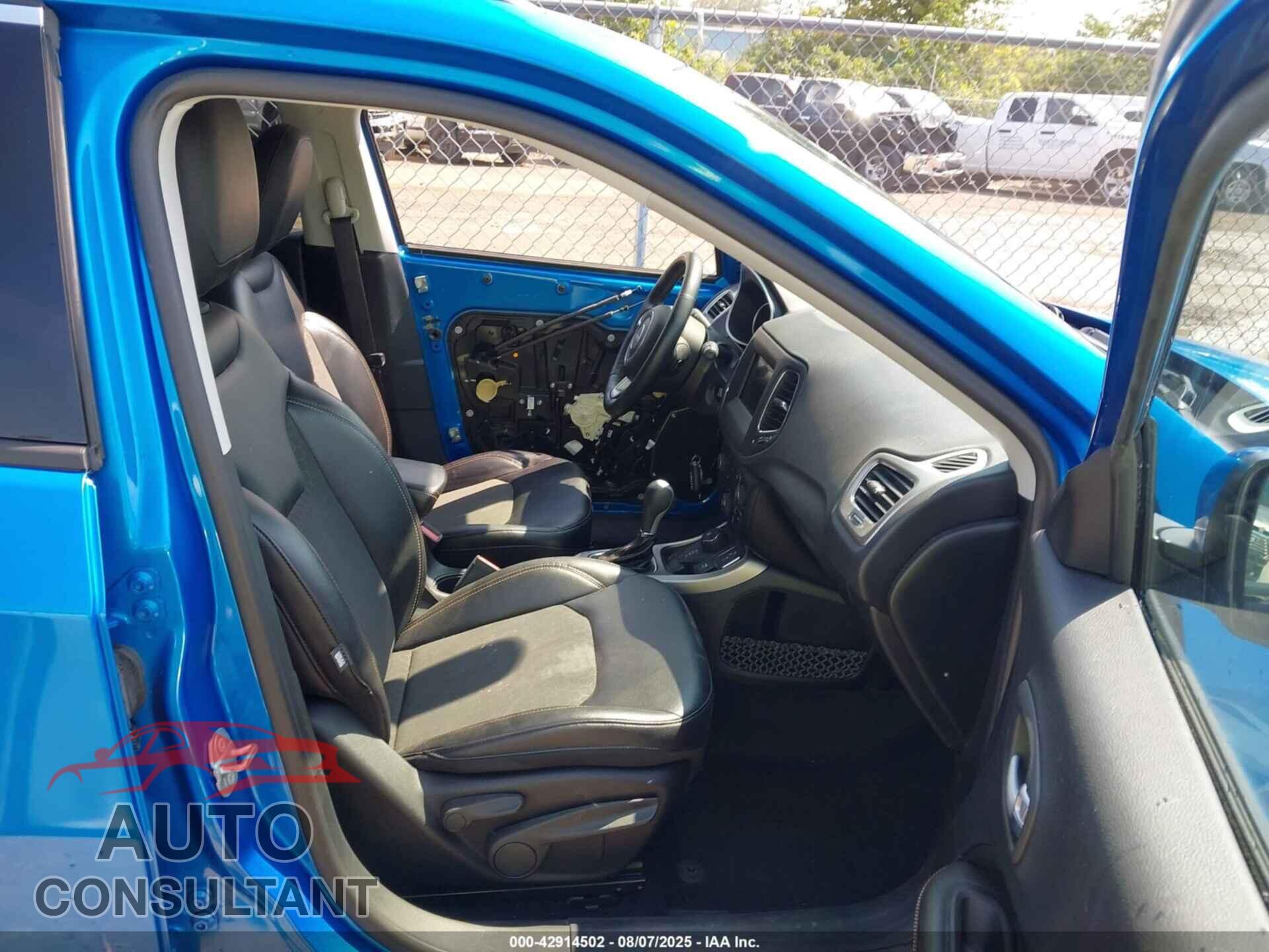 JEEP NEW COMPASS 2017 - 3C4NJDBB4HT693260