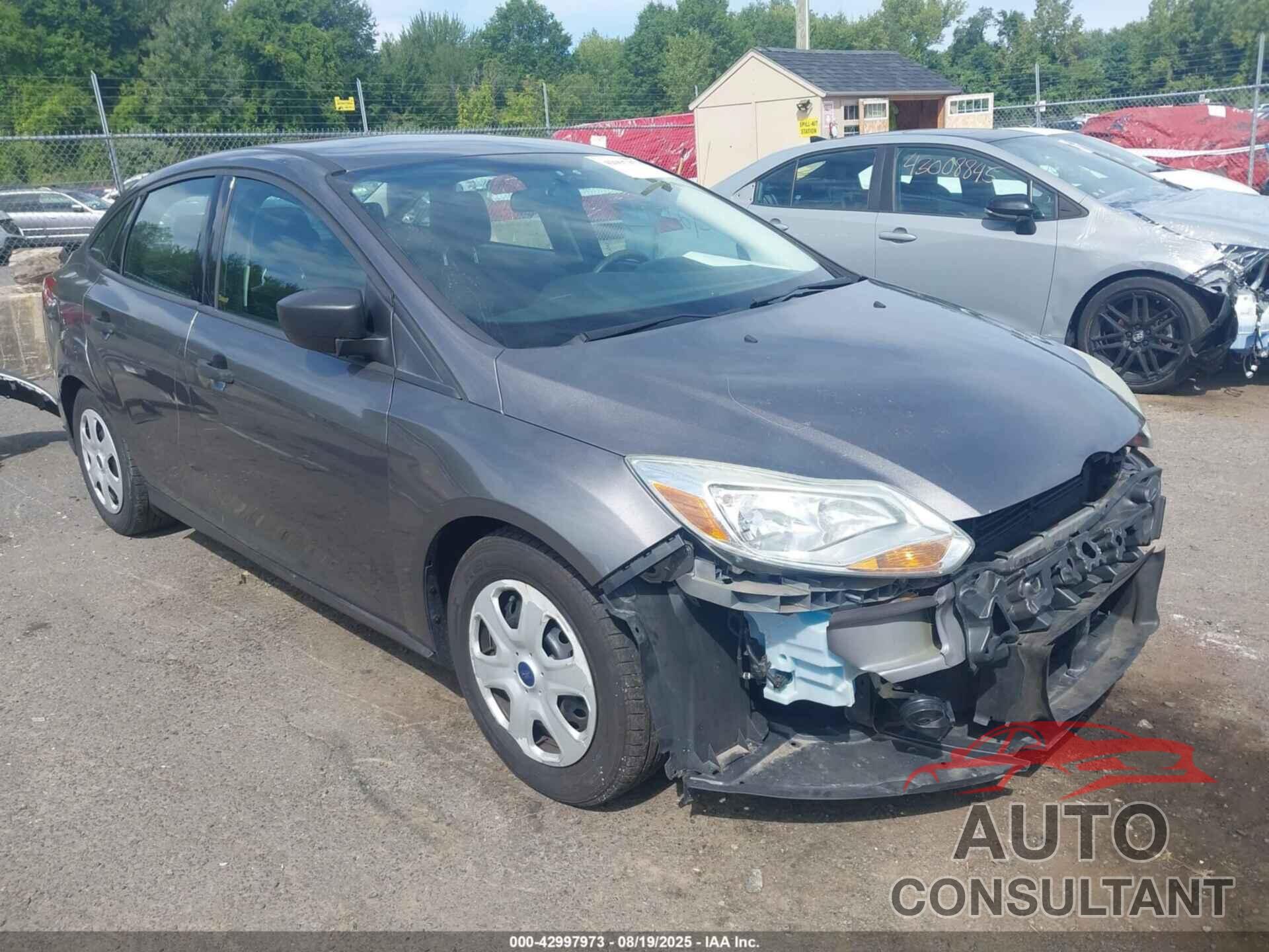 FORD FOCUS 2014 - 1FADP3E25EL462400