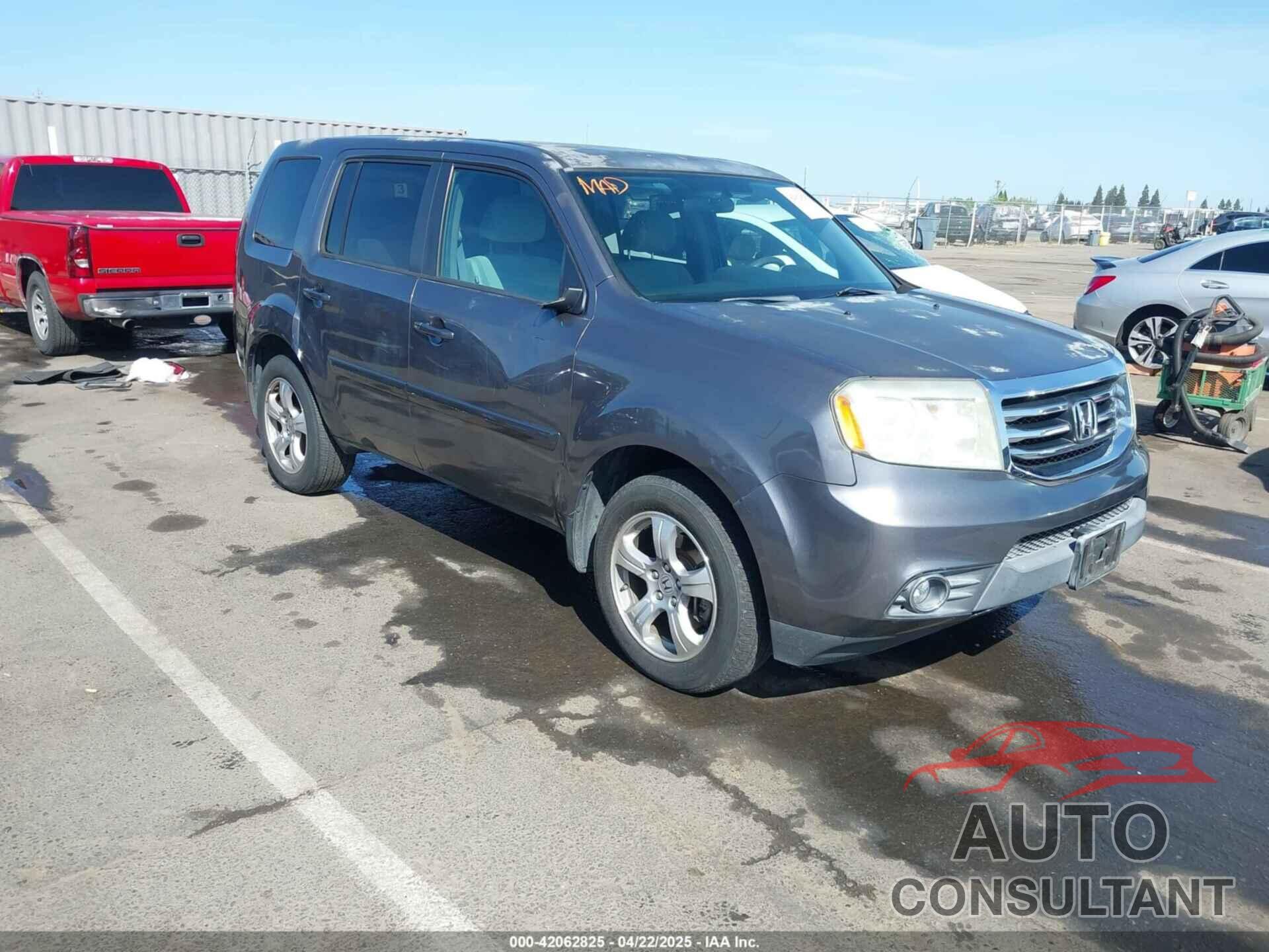 HONDA PILOT 2014 - 5FNYF3H44EB004796