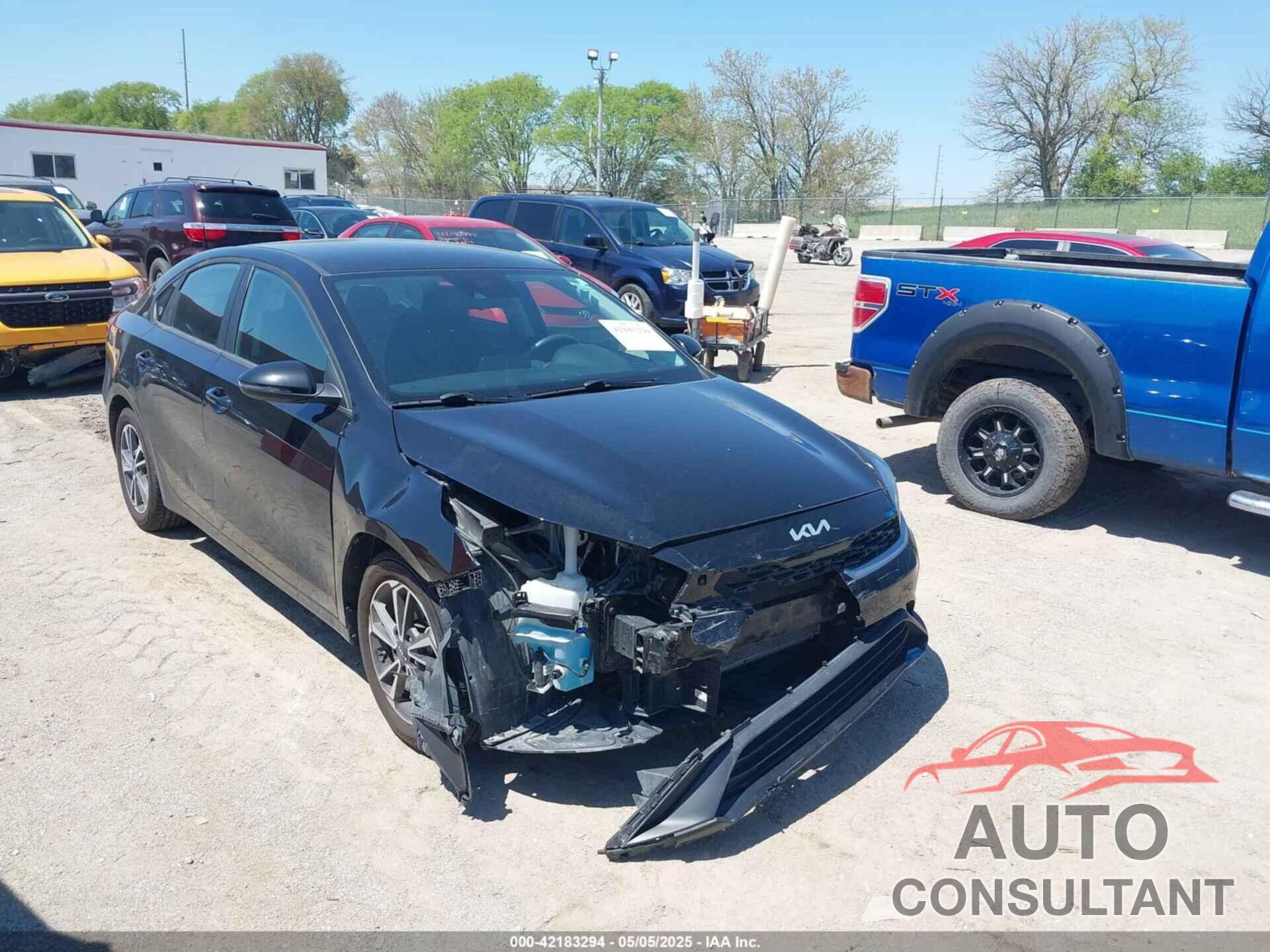 KIA FORTE 2023 - 3KPF24AD1PE527981