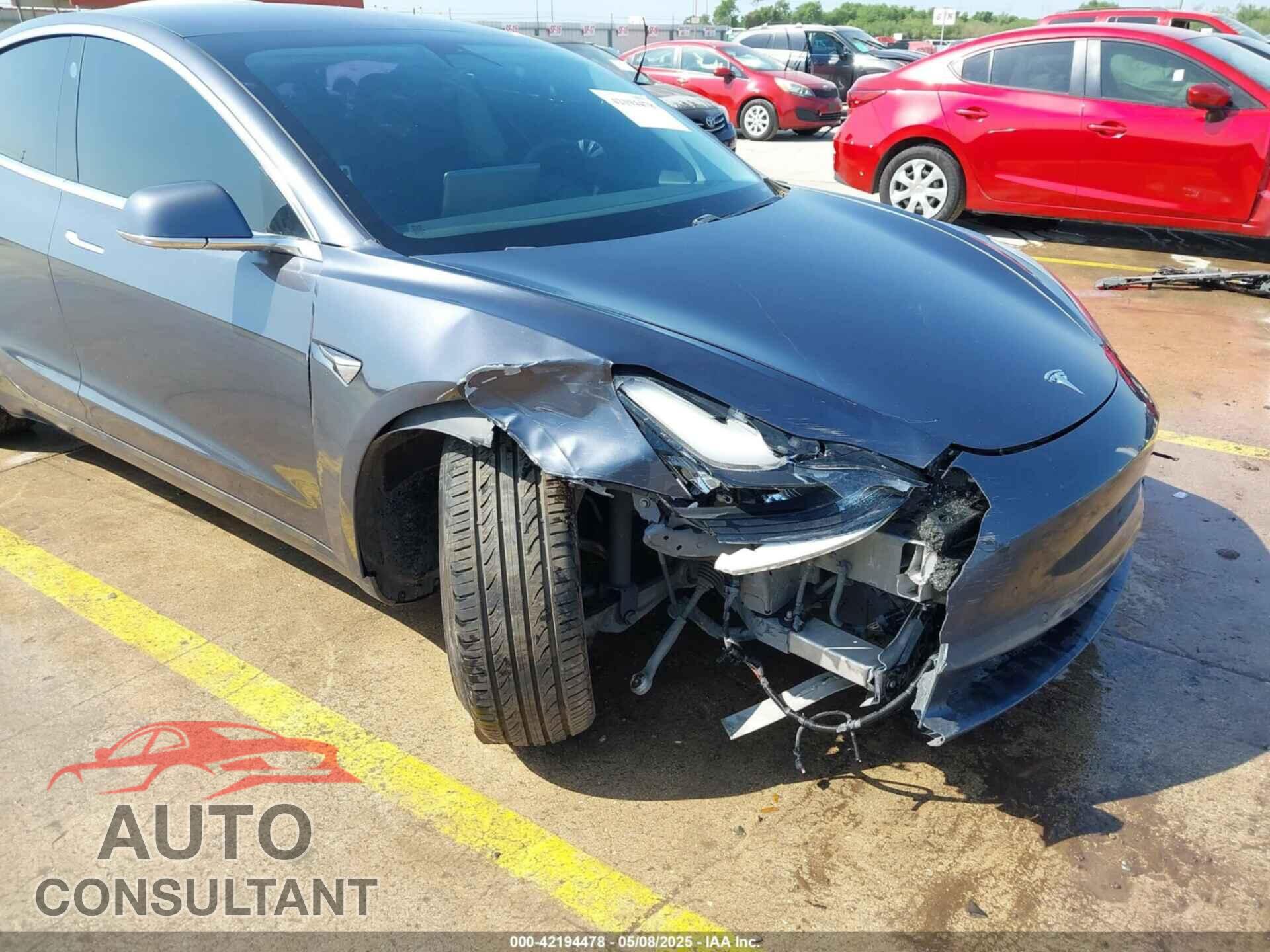 TESLA MODEL 3 2019 - 5YJ3E1EA7KF298816