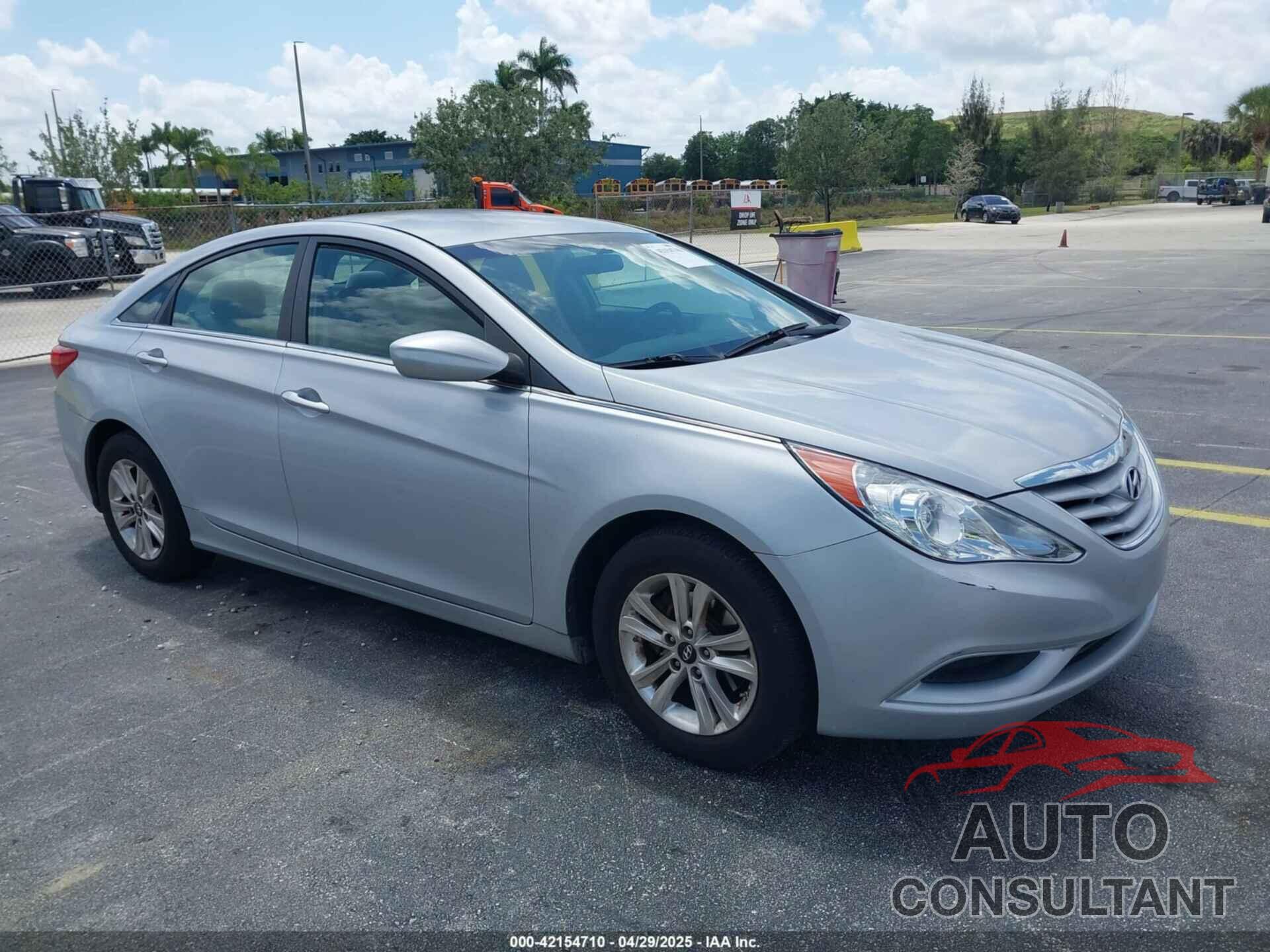 HYUNDAI SONATA 2011 - 5NPEB4AC2BH244447