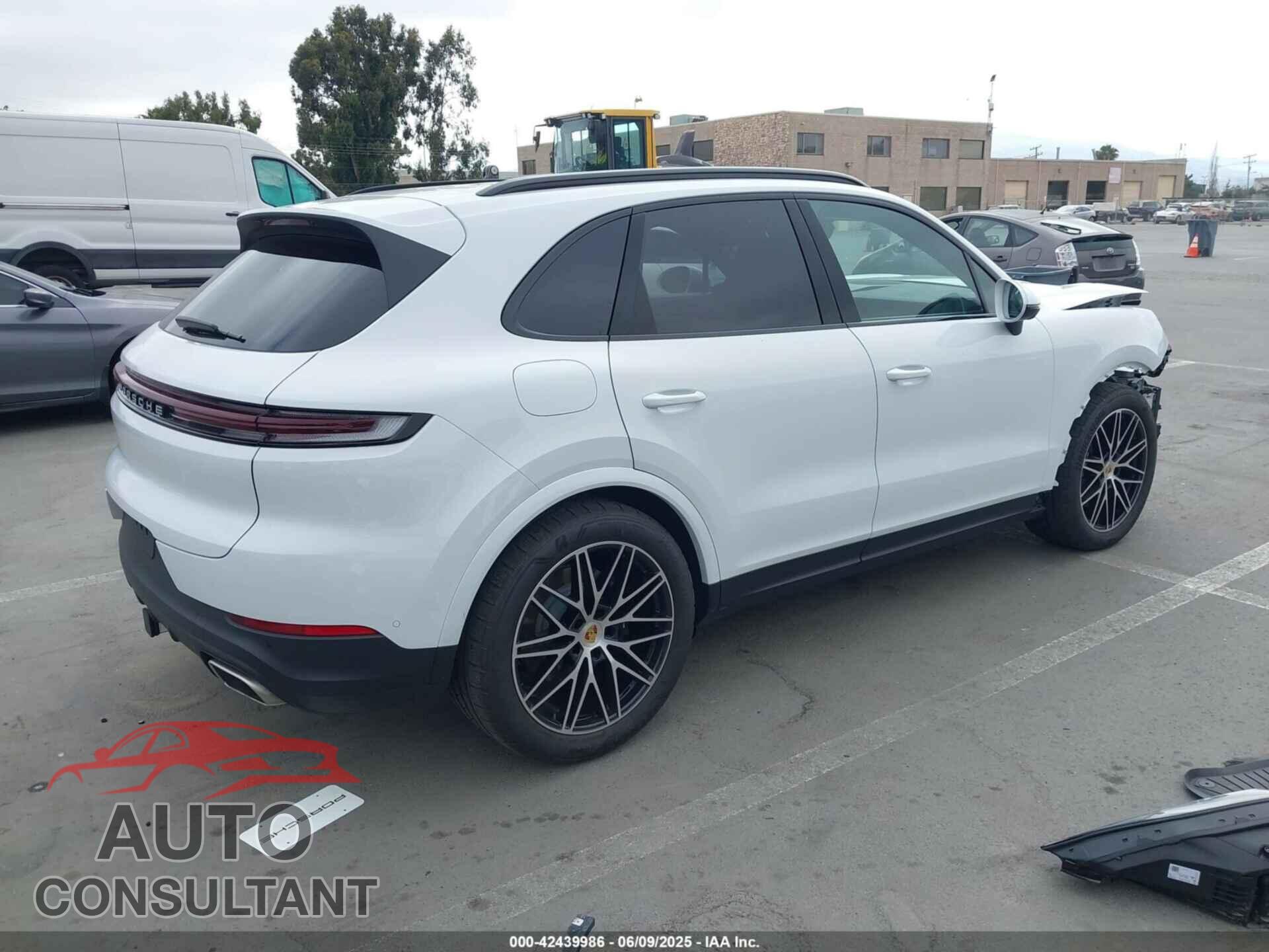 PORSCHE CAYENNE 2024 - WP1AA2AY6RDA14314