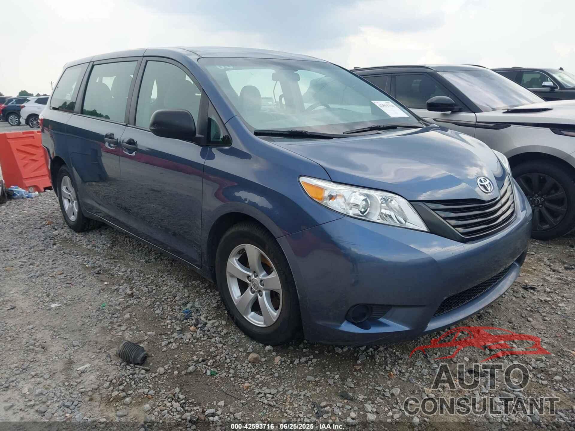 TOYOTA SIENNA 2015 - 5TDZK3DC1FS527378