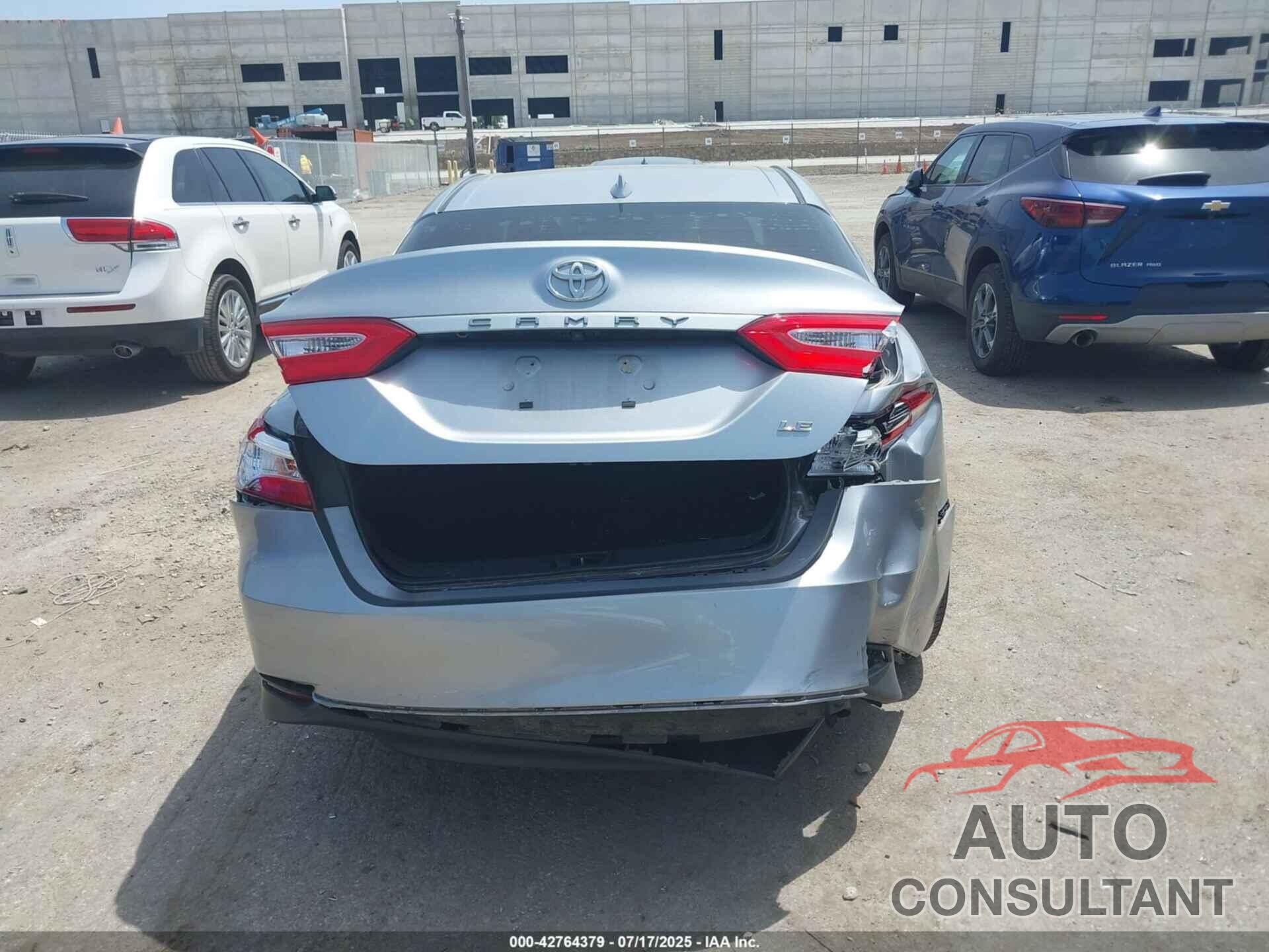 TOYOTA CAMRY 2020 - 4T1C11AK5LU365542