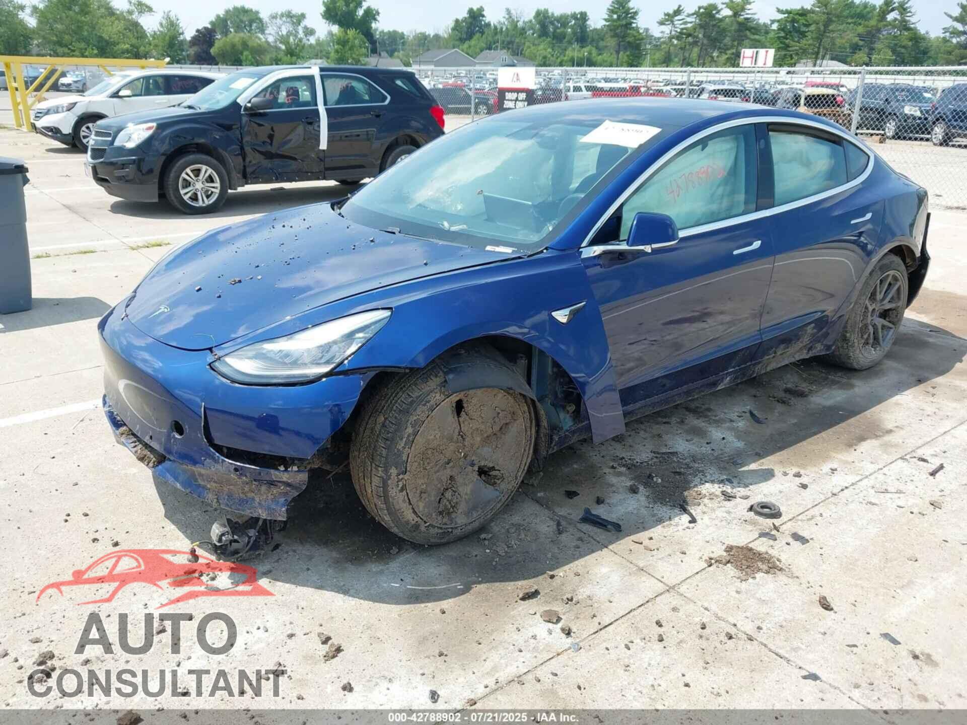 TESLA MODEL 3 2020 - 5YJ3E1EB3LF636481