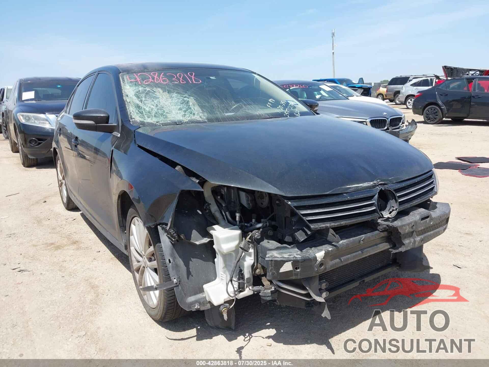 VOLKSWAGEN JETTA 2013 - 3VWLX7AJ2DM404524
