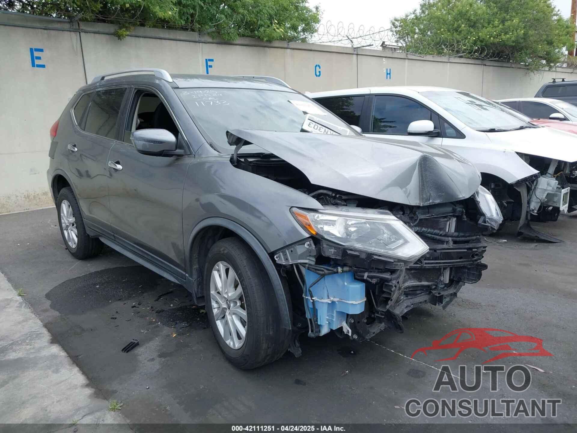 NISSAN ROGUE 2017 - JN8AT2MT6HW148050