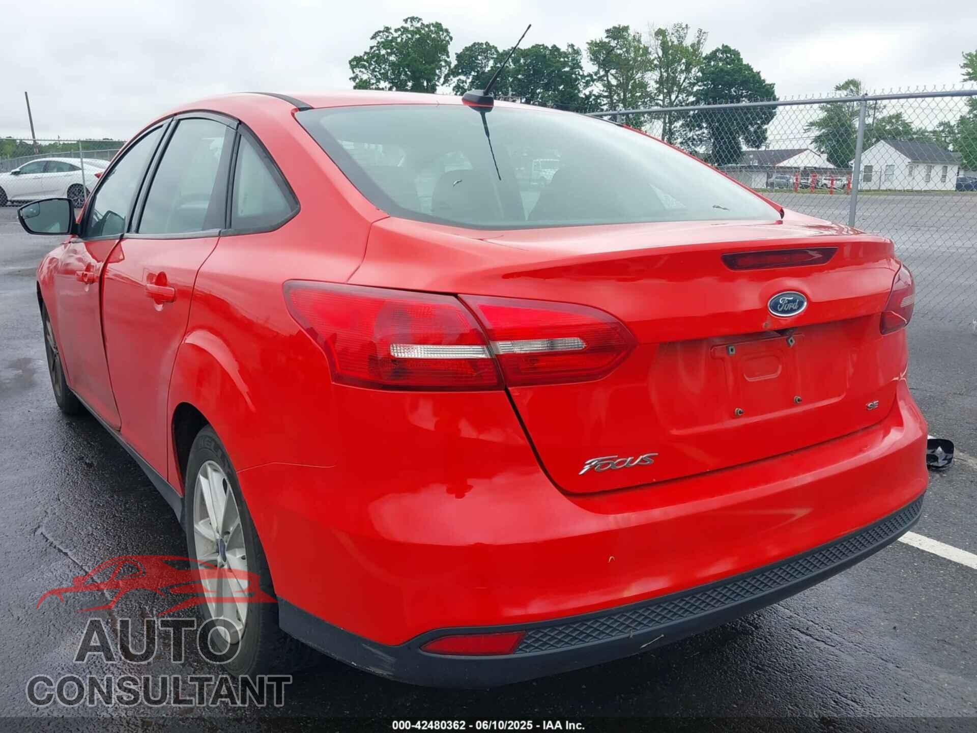 FORD FOCUS 2017 - 1FADP3F24HL231118