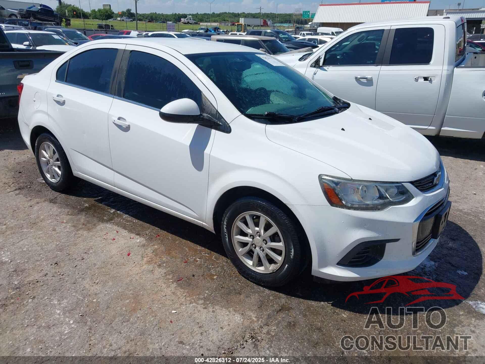CHEVROLET SONIC 2017 - 1G1JD5SH4H4104092