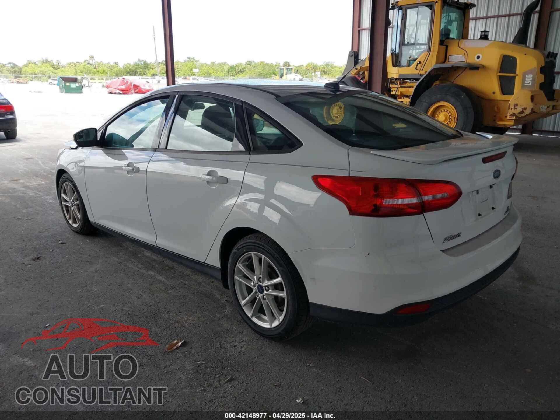 FORD FOCUS 2016 - 1FADP3F26GL309199