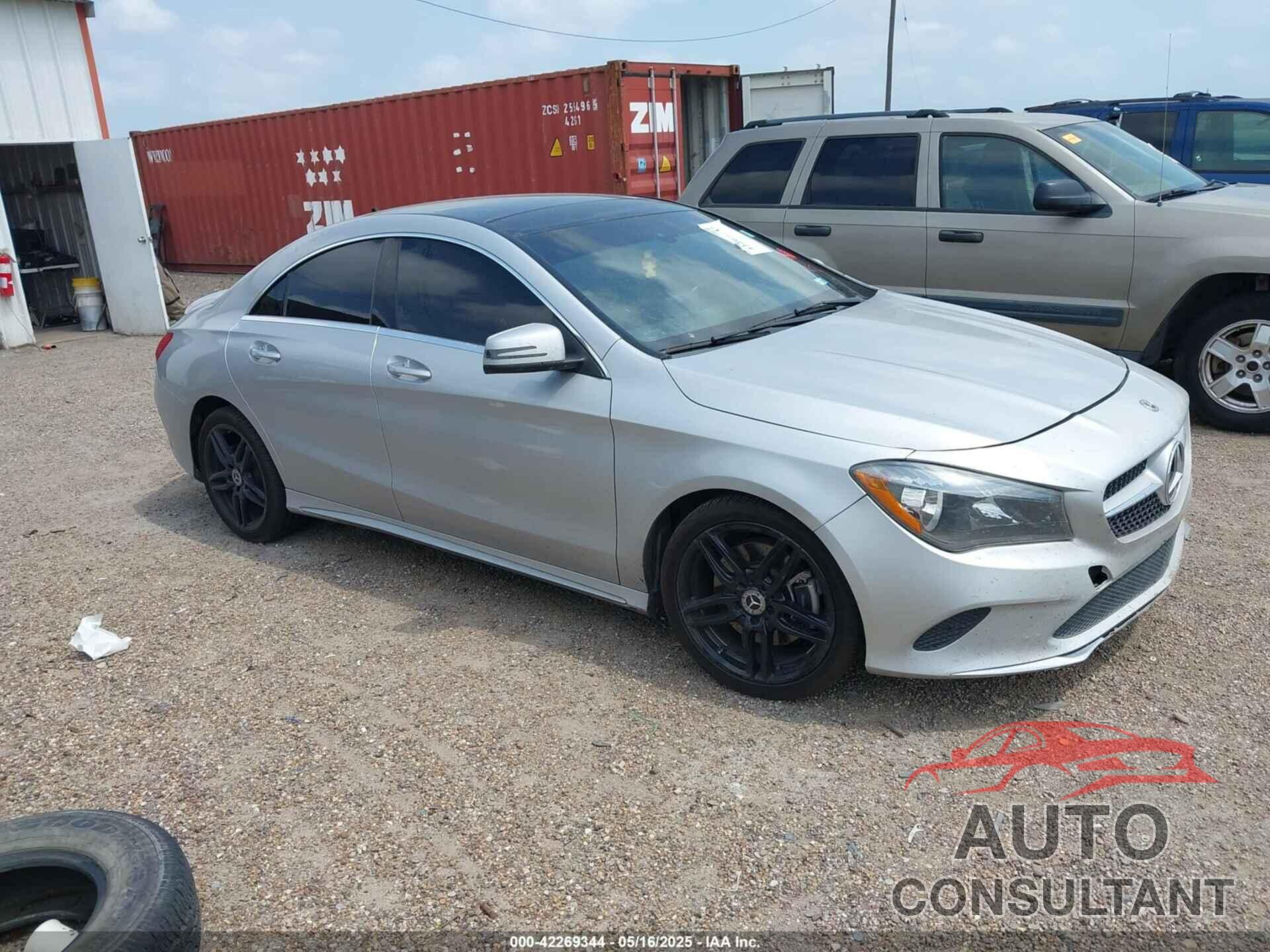 MERCEDES-BENZ CLA 250 2018 - WDDSJ4EB1JN587956