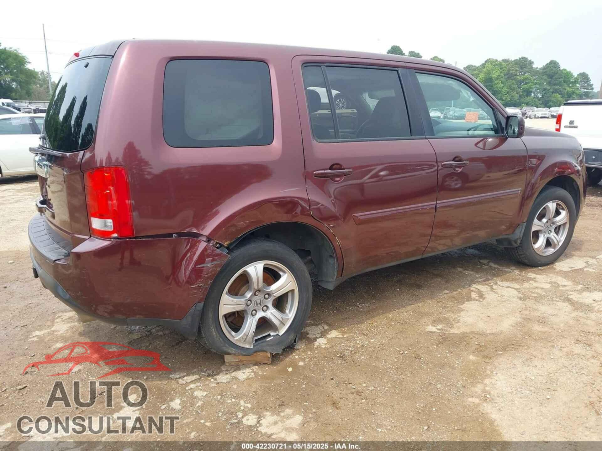 HONDA PILOT 2013 - 5FNYF3H48DB039596