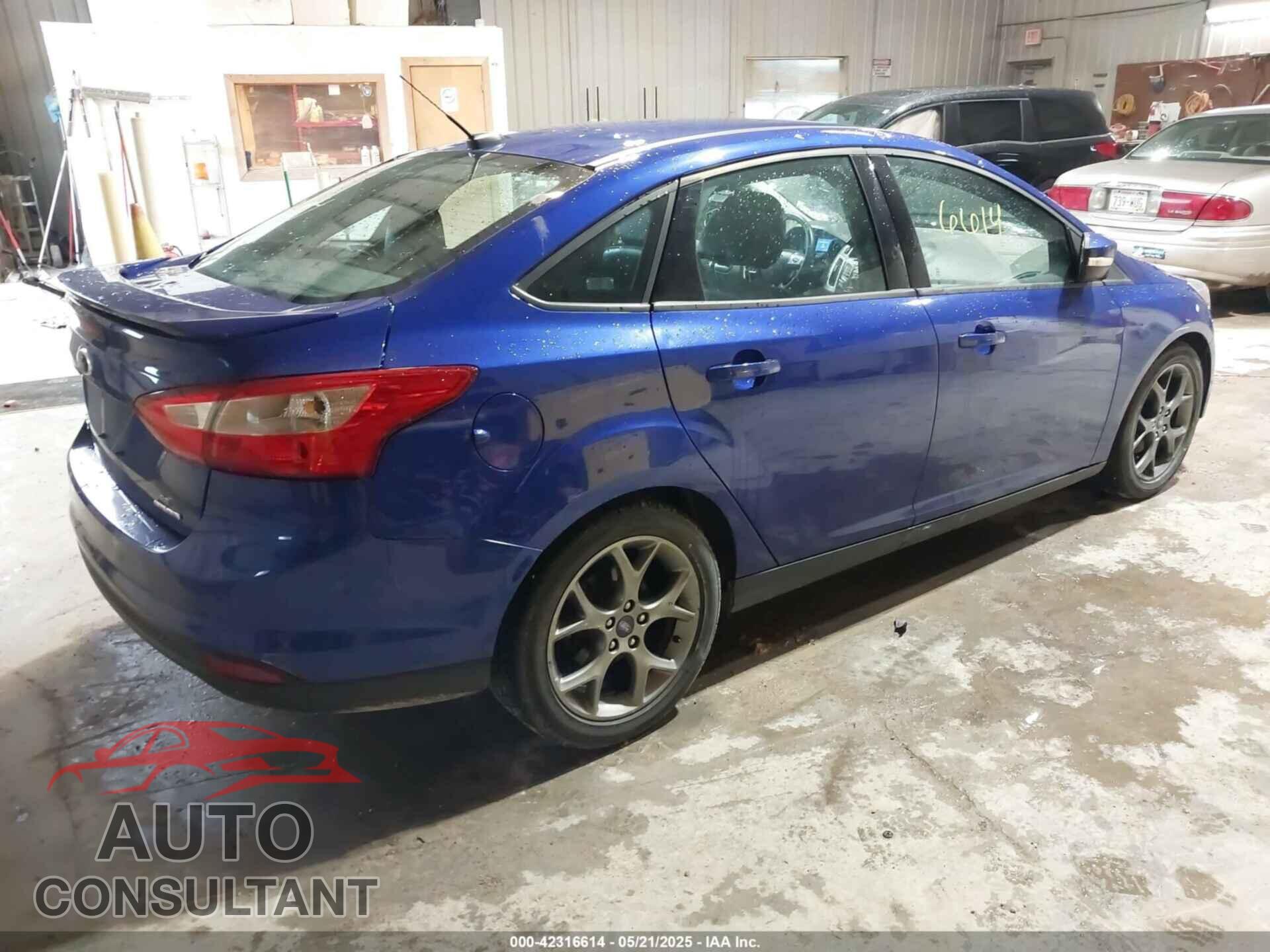 FORD FOCUS 2013 - 1FADP3F26DL383640