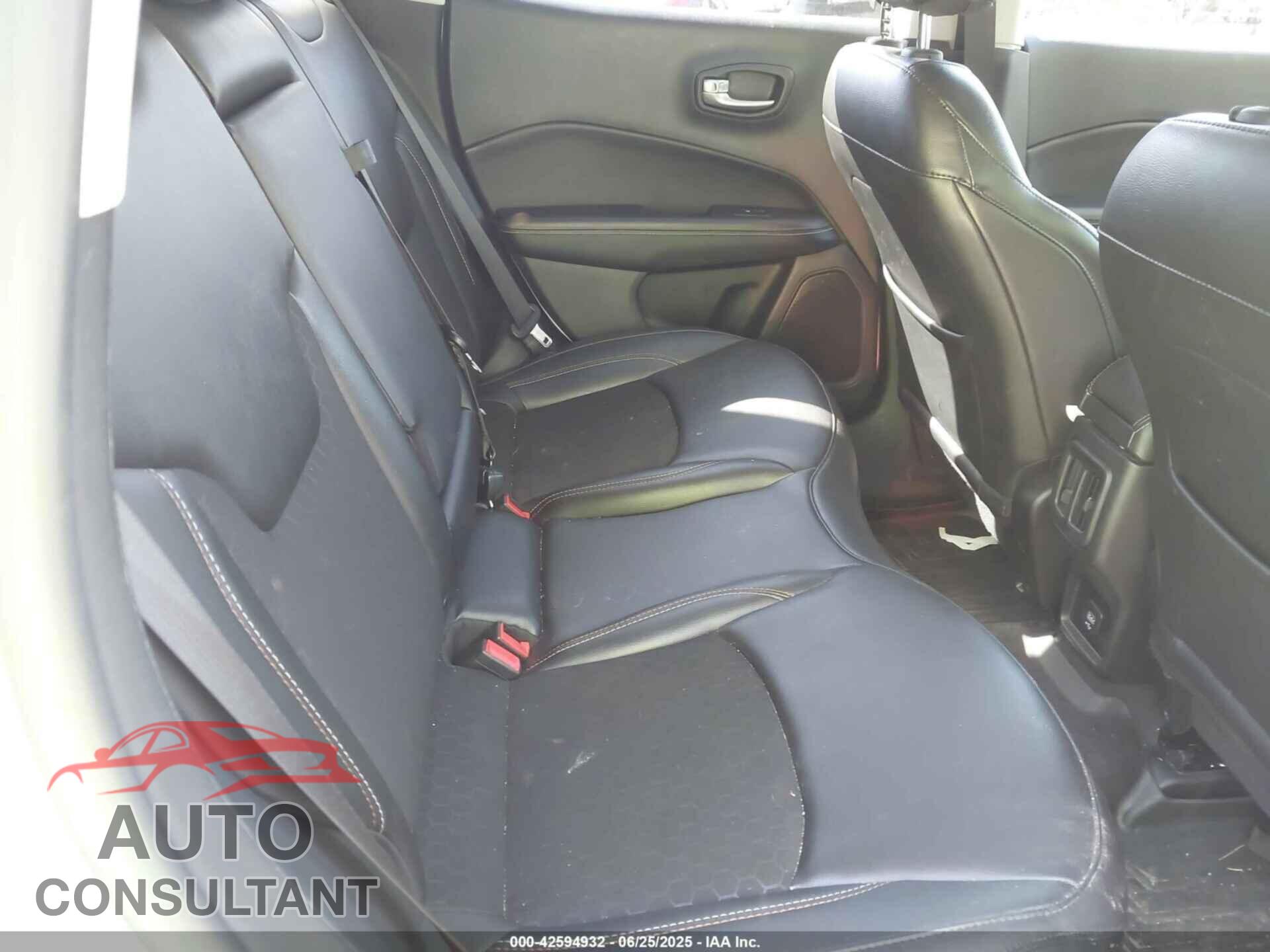 JEEP COMPASS 2020 - 3C4NJDBB8LT246374