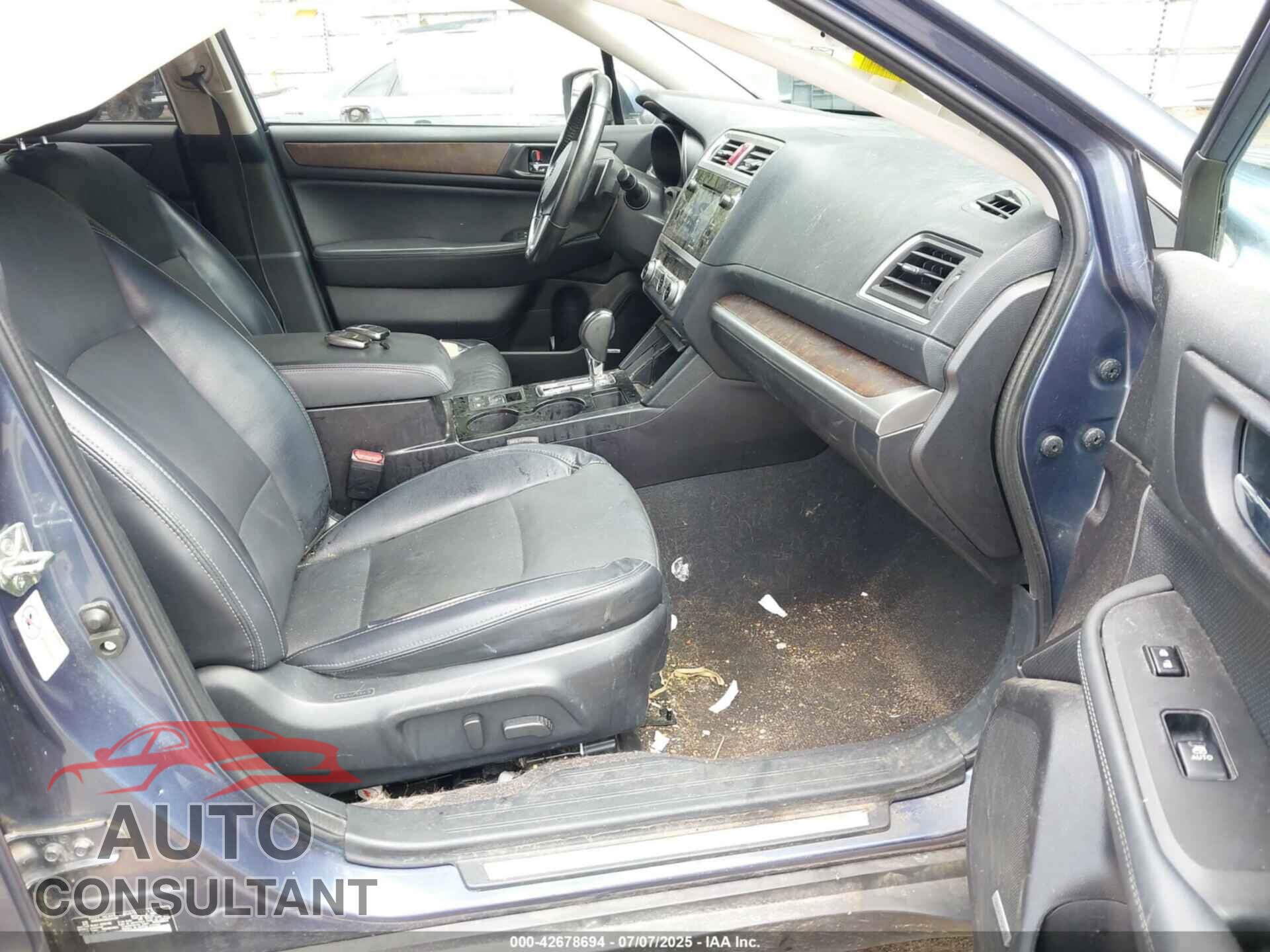 SUBARU OUTBACK 2017 - 4S4BSAKCXH3331237