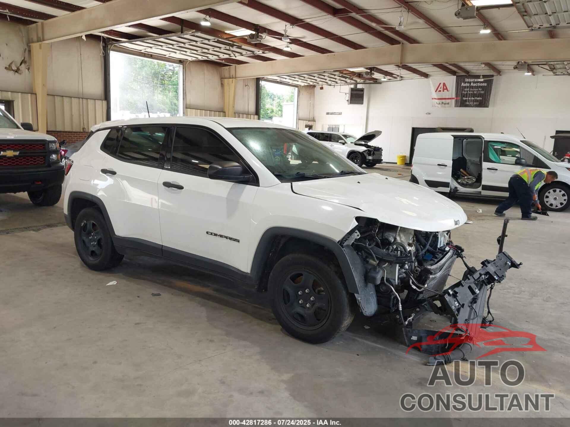 JEEP COMPASS 2020 - 3C4NJCAB5LT158653